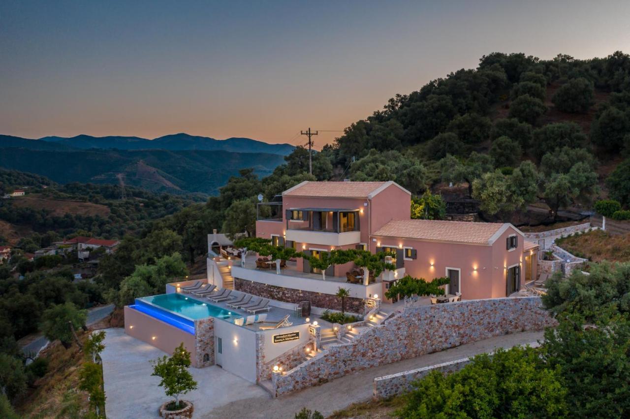 Alexandras's Mansion - Alexinia's House Villa *