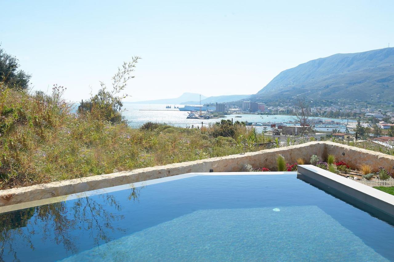 Thearia Maisonette Souda