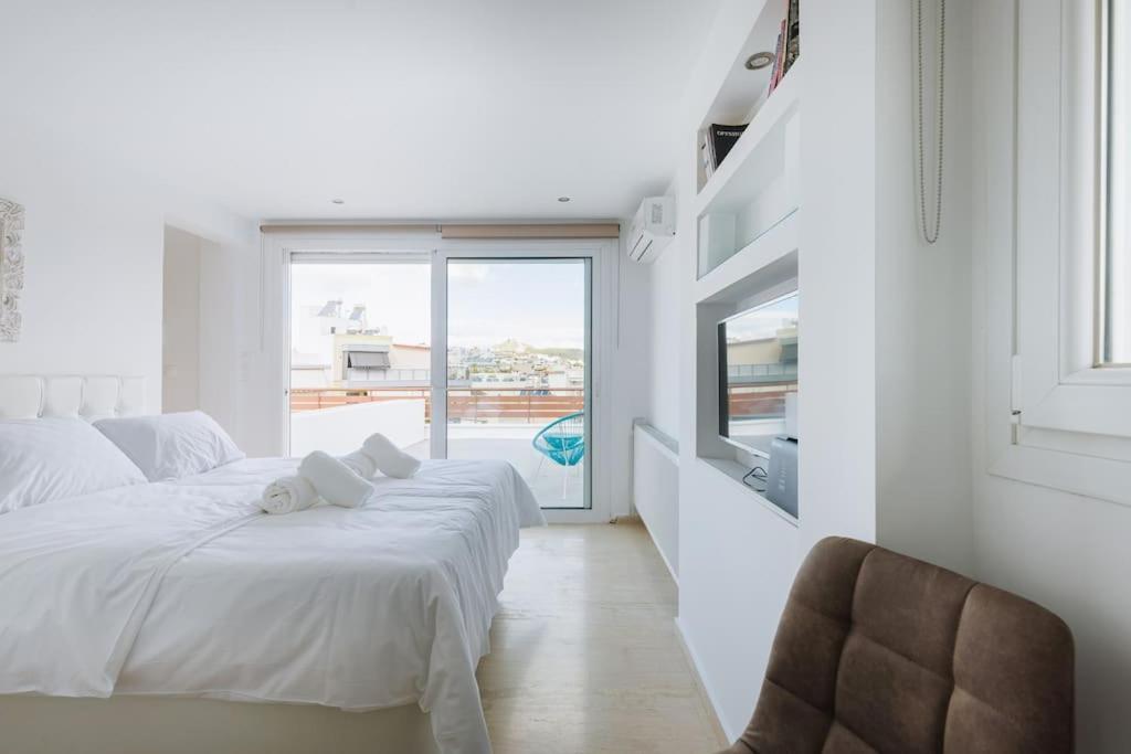 Amazing Rooftop With Large Private Balcony Athens