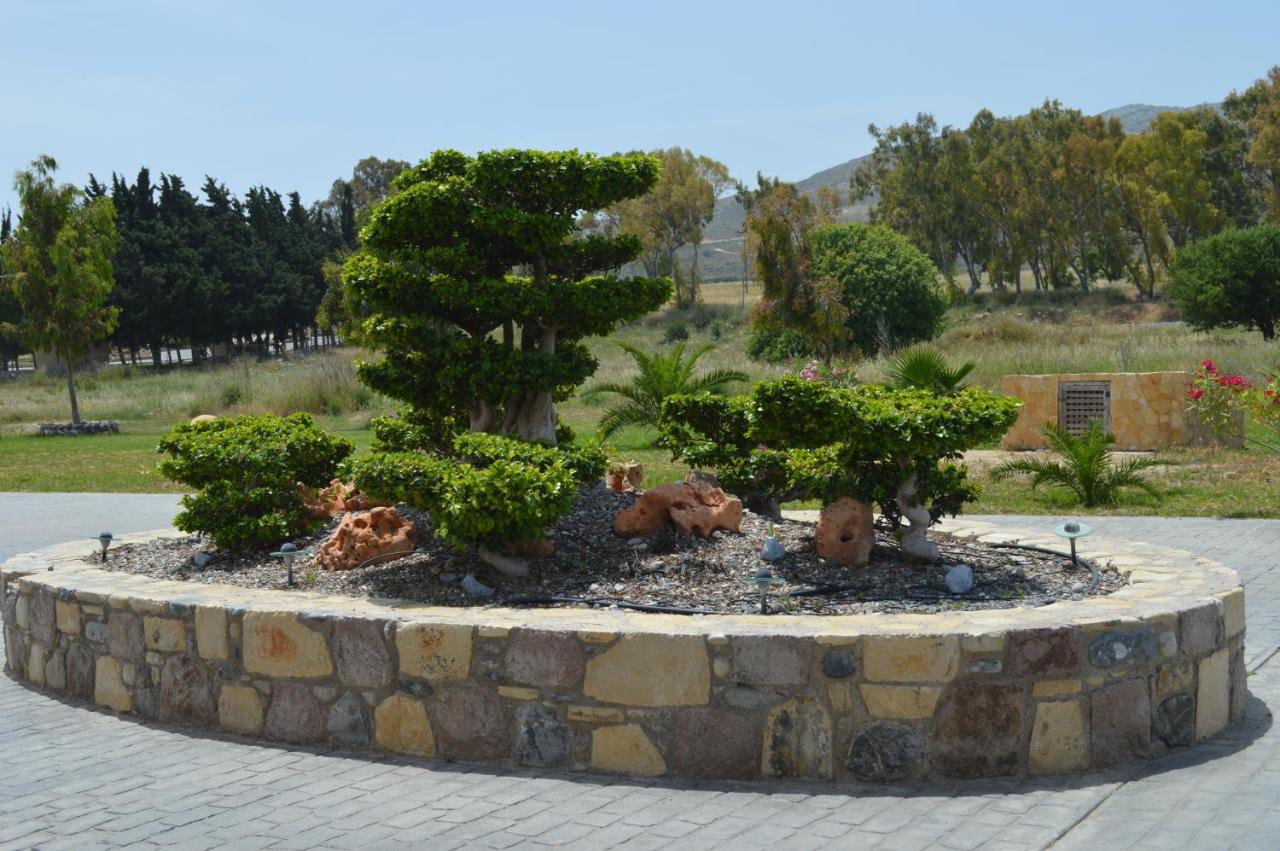 Resort Natura Park Village &