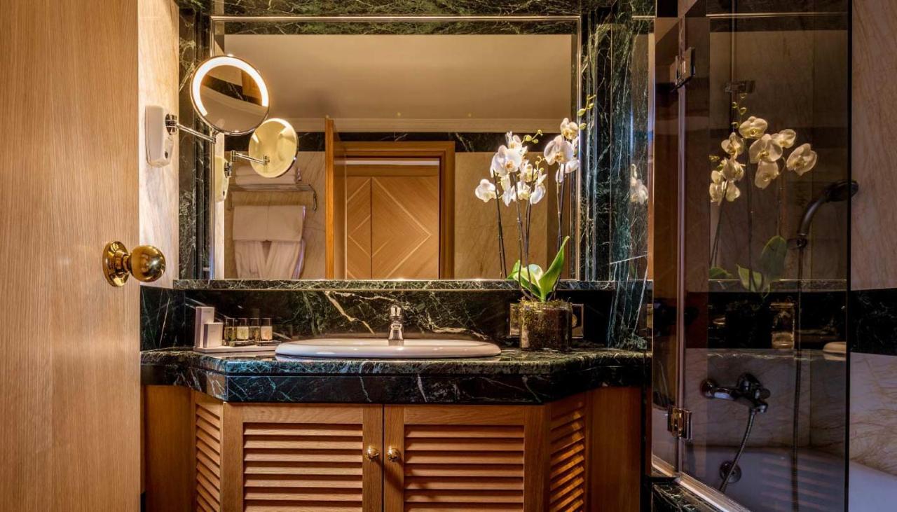 Divani Caravel Hotel Athens