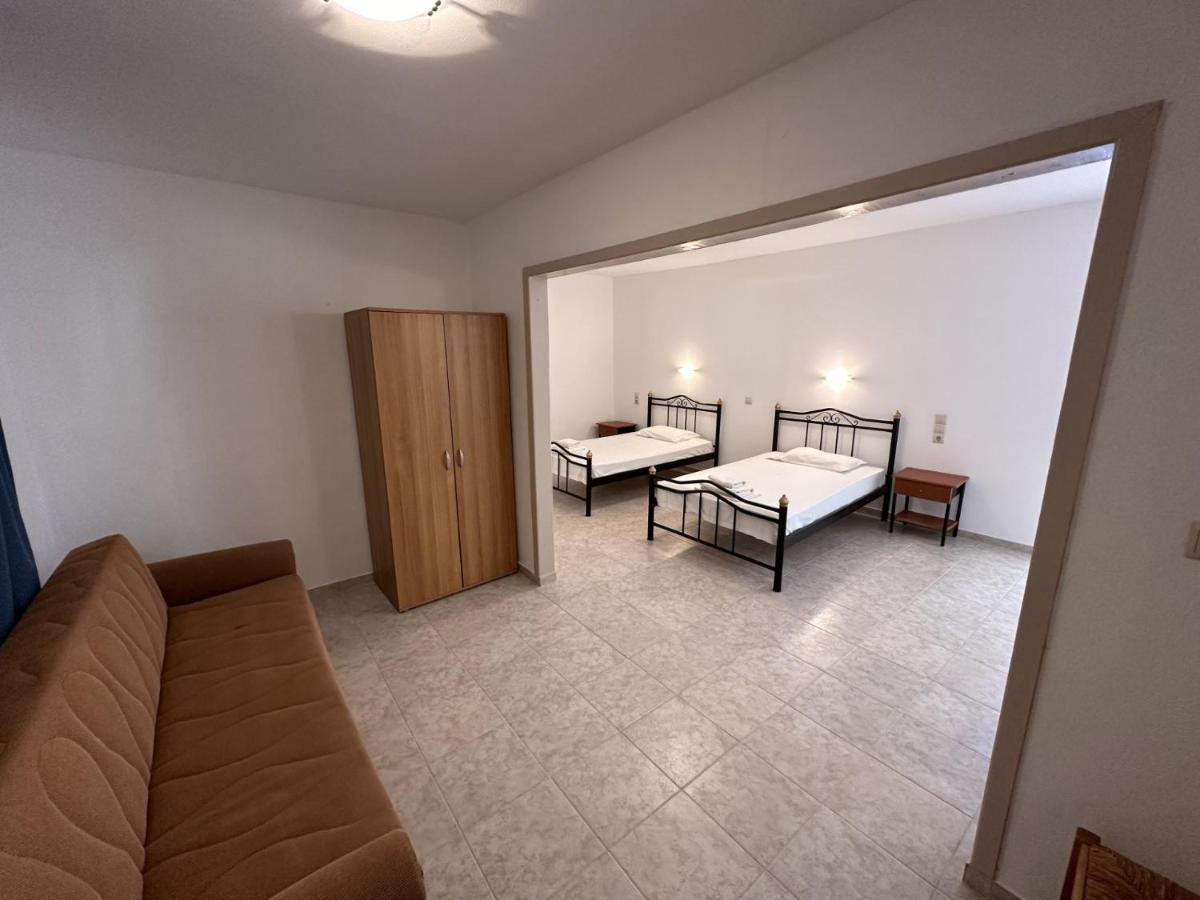 Sfinias Aparthotel