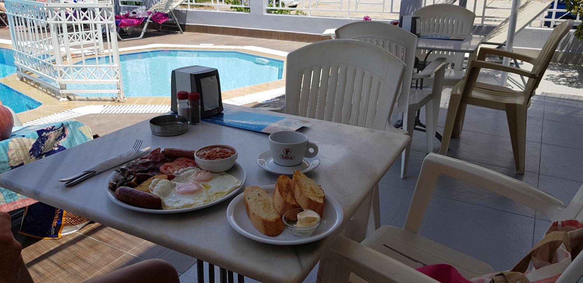 Zouboulia Aparthotel