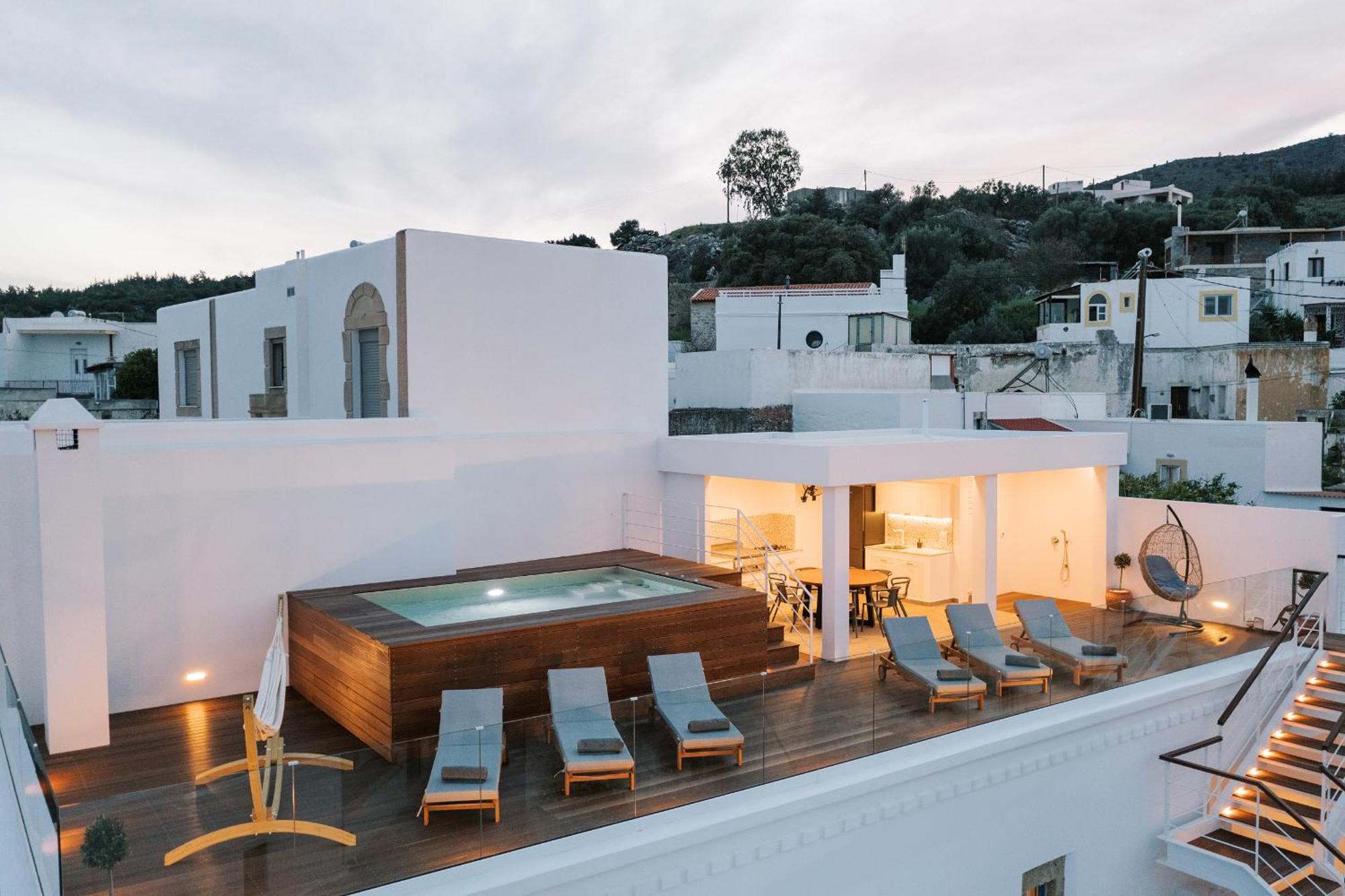 Square Luxury * Kalathos