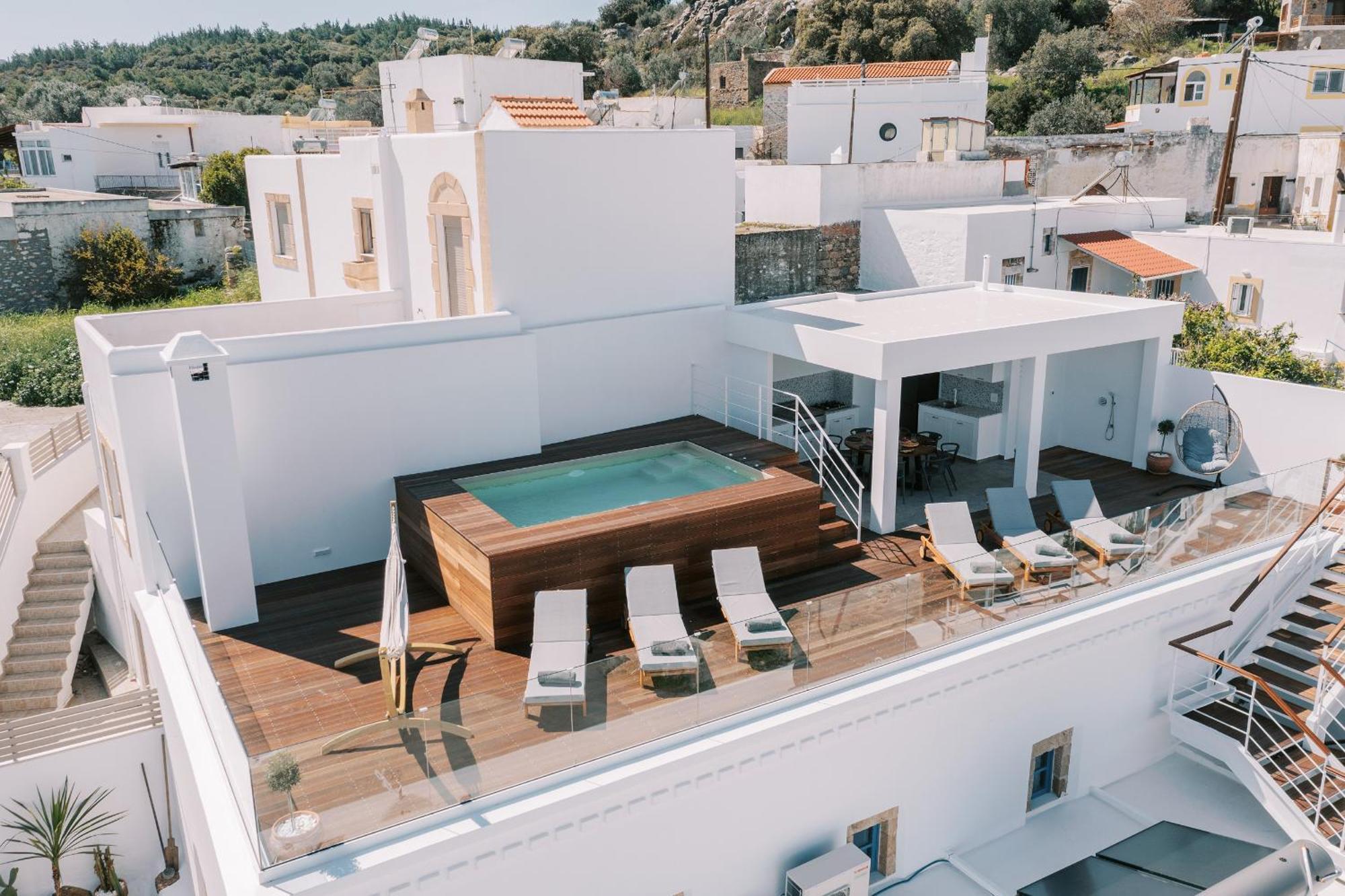 Square Luxury * Kalathos