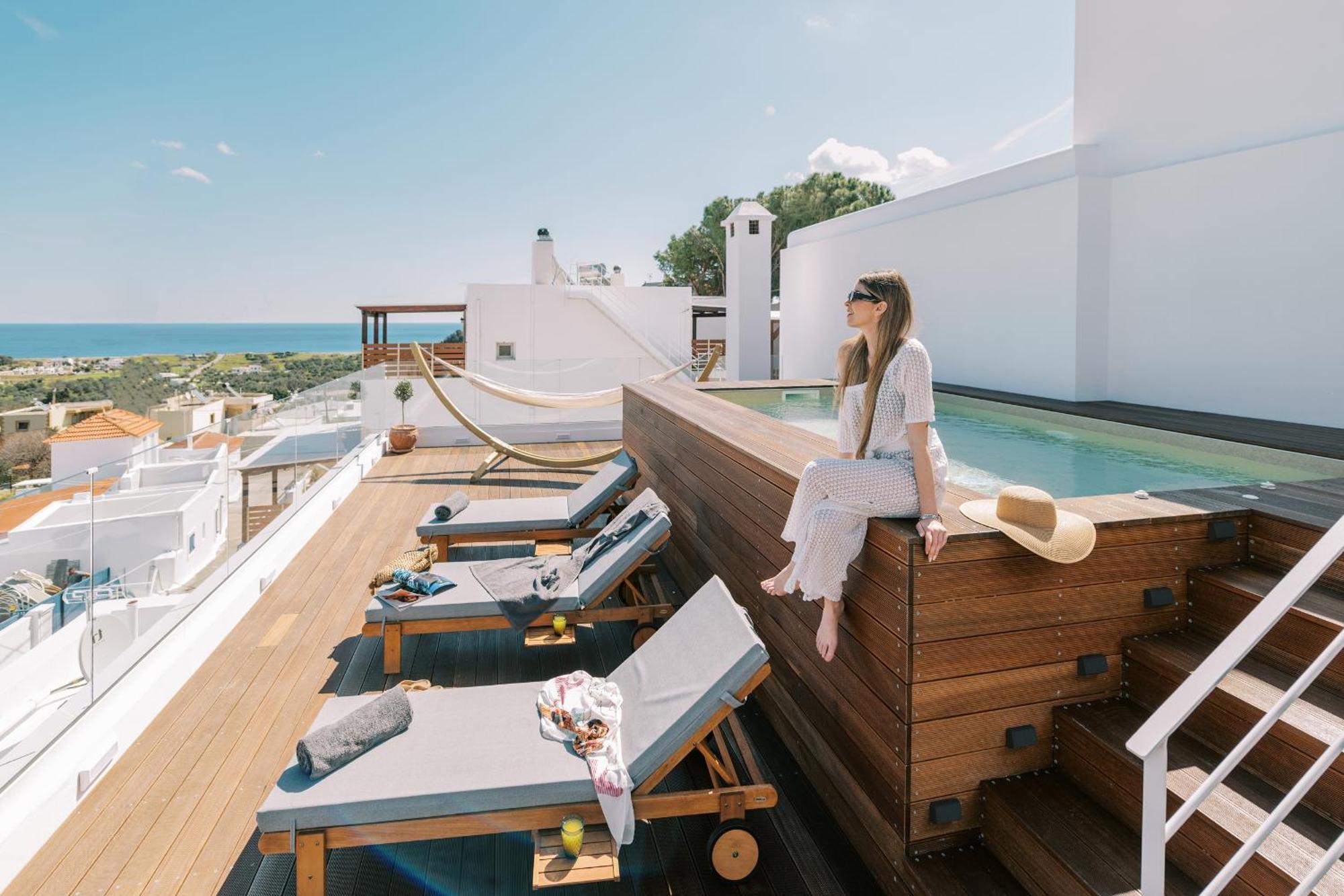 Villa Square Luxury