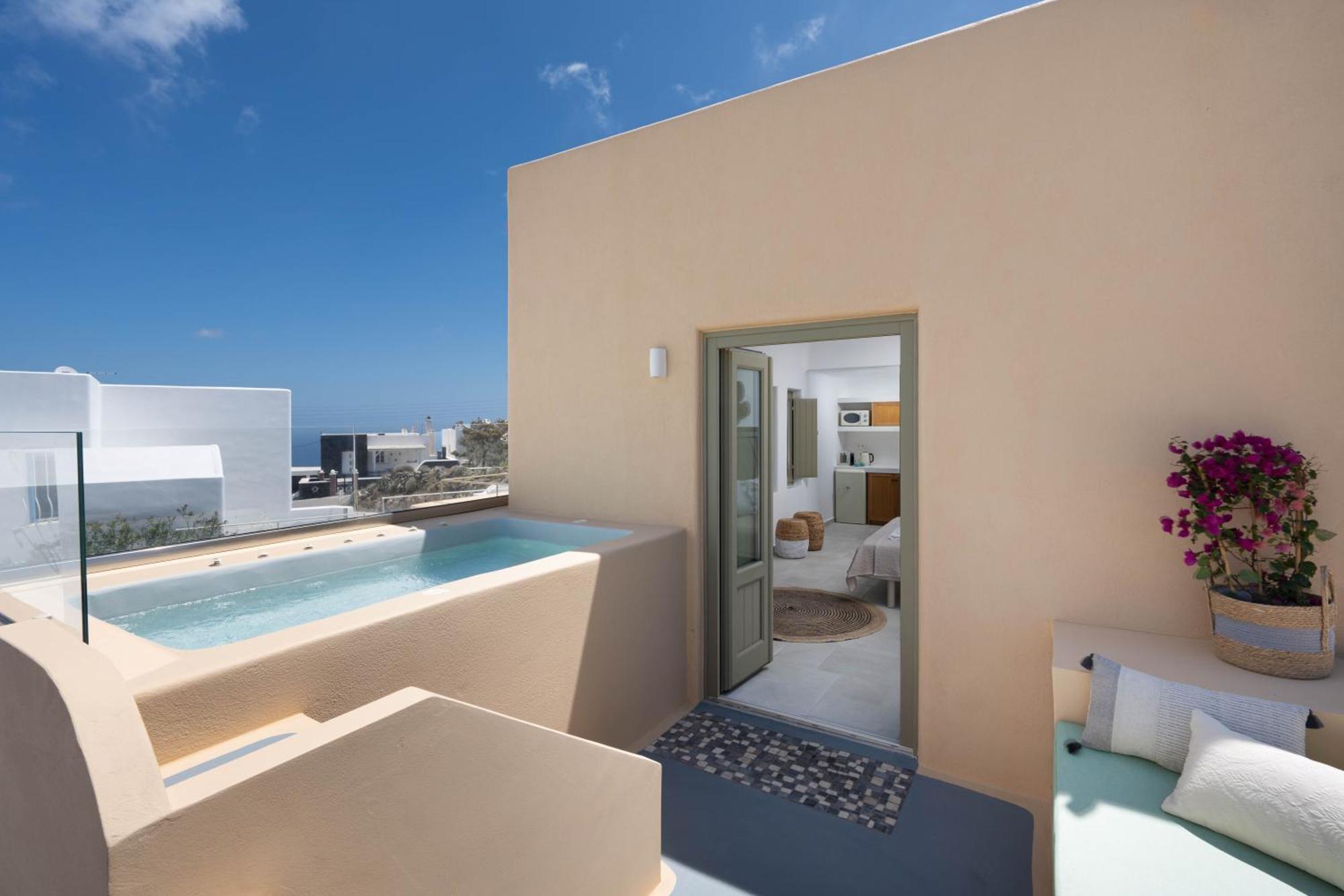 Santorini Hillside & Pyrgos Kallistis