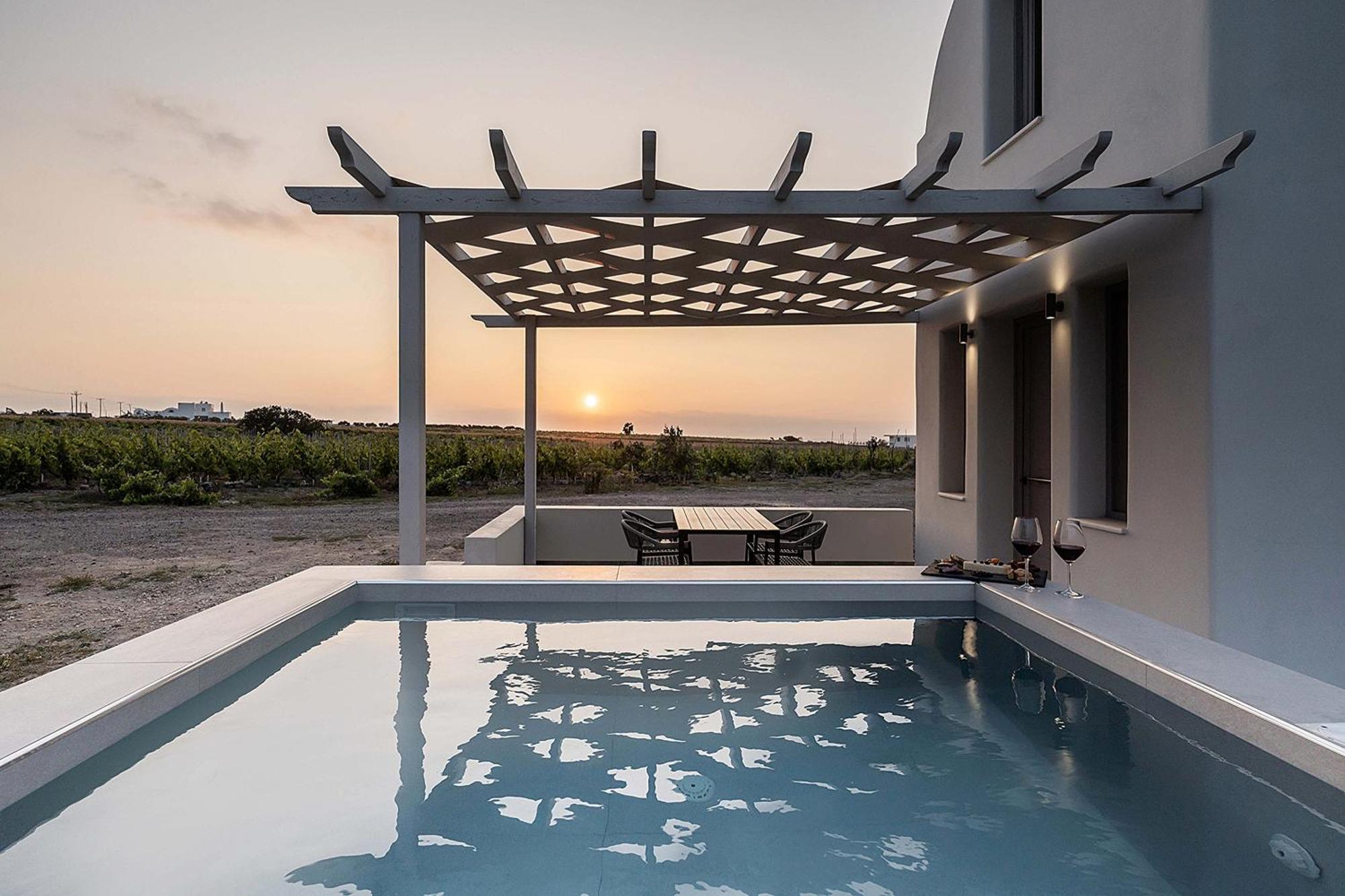 Melivoia House Collection - Private Jacuzzi * Foinikia (Santorini)