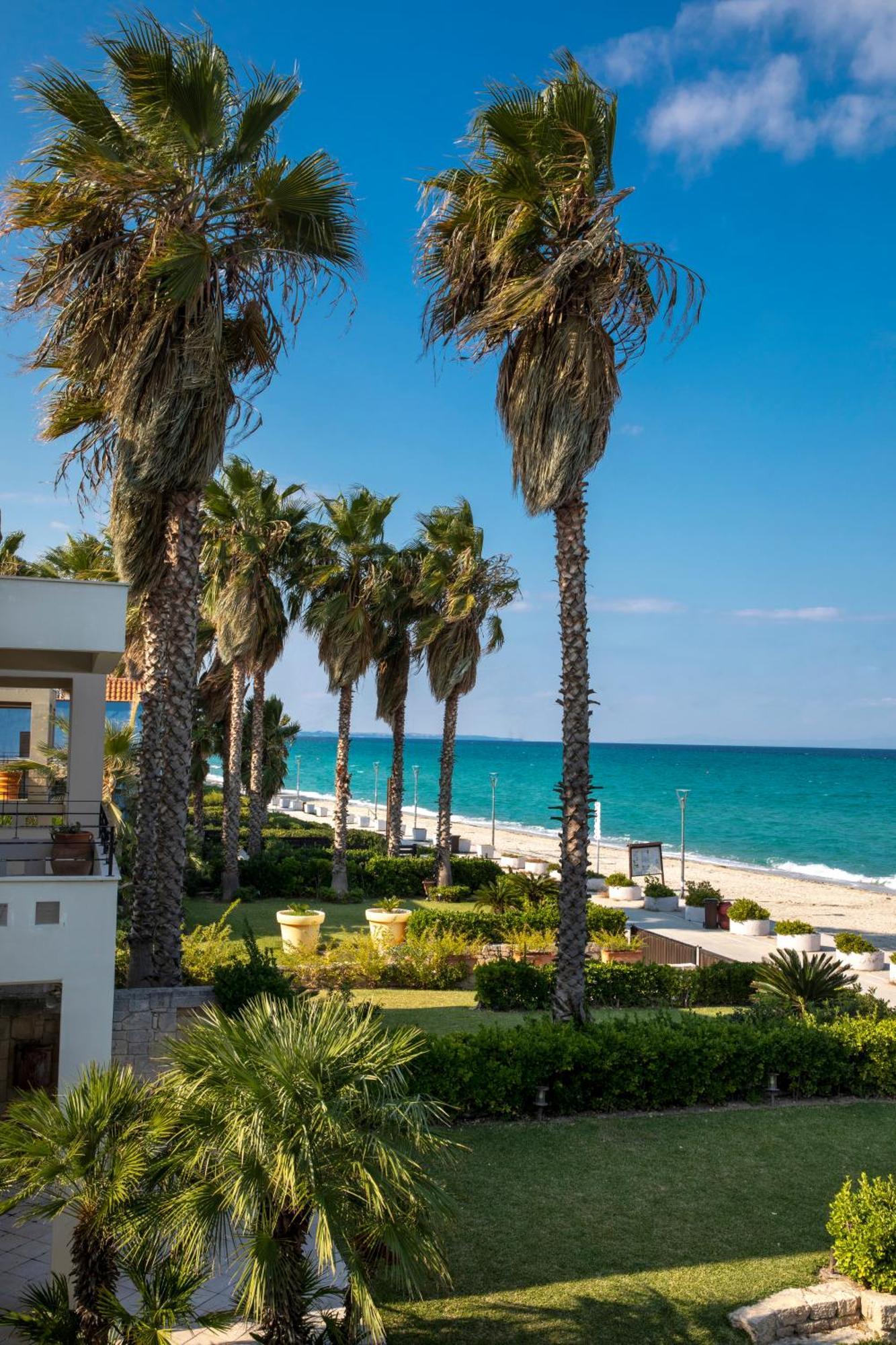 Exceptional Beachfront Blue Cocoon Pefkochori