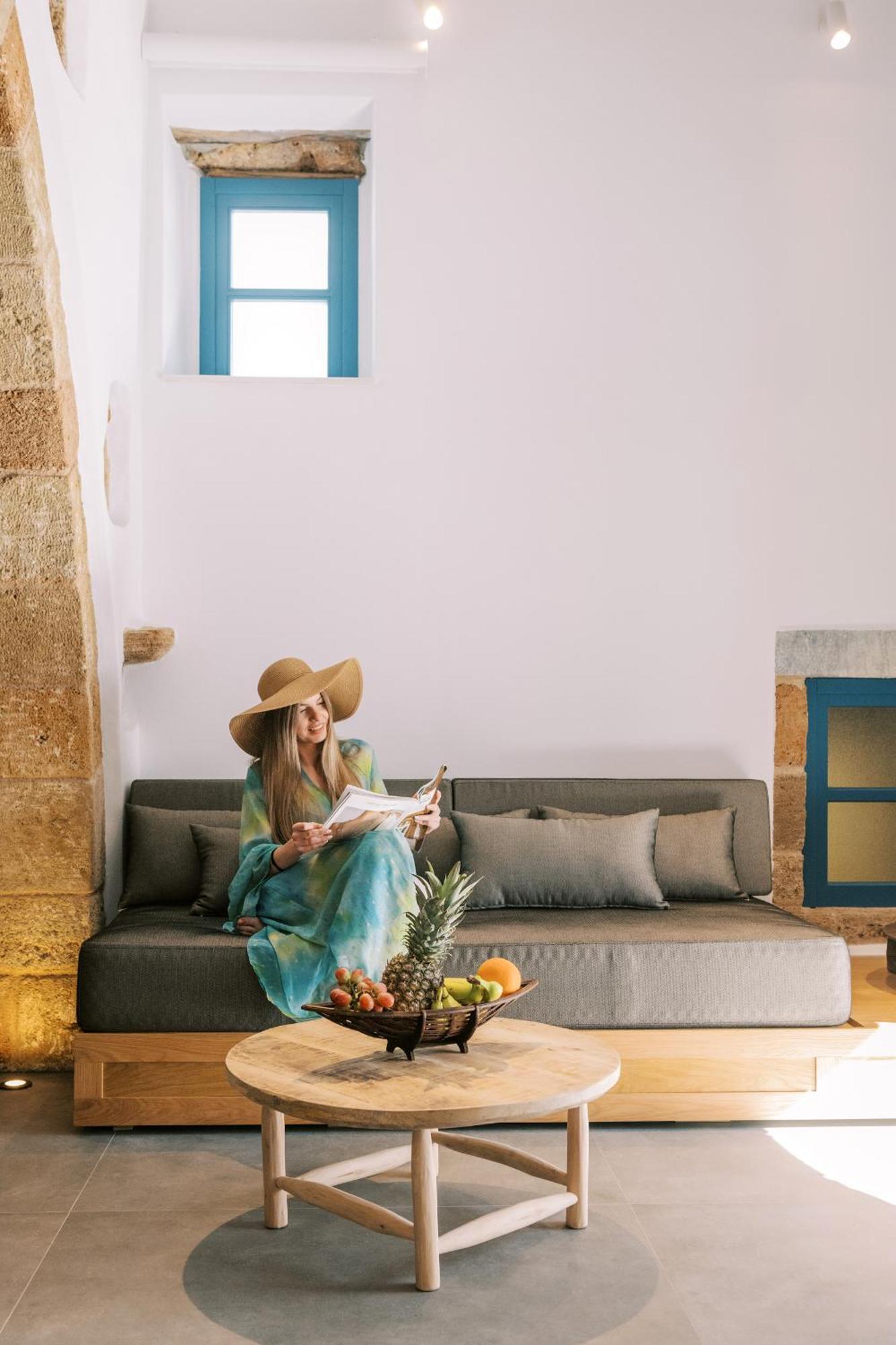 Villa Square Luxury