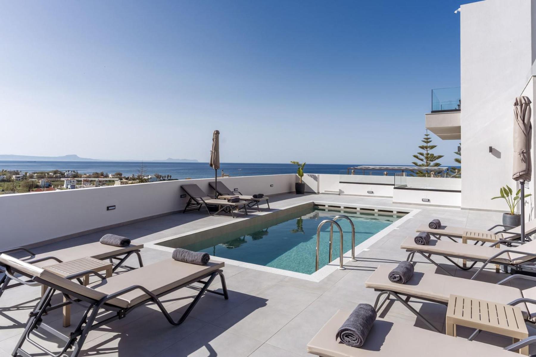 Villa Etoile - With Heated Pool And Sauna *