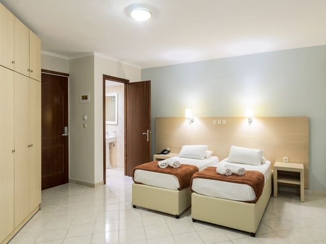 Karras Annex Laganas