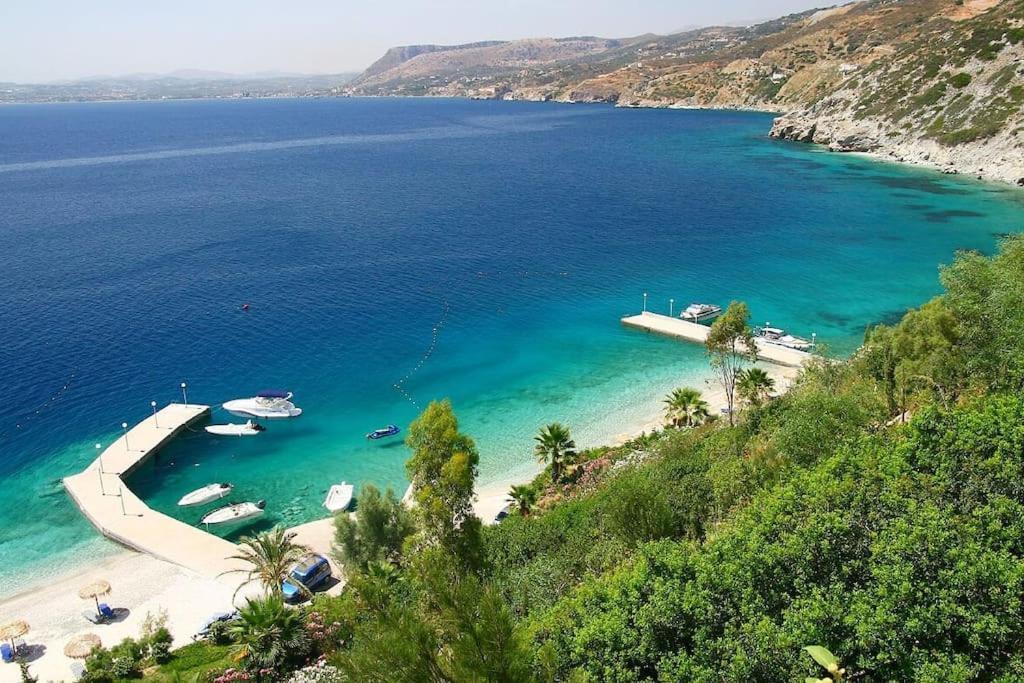 Luxurious Flat With Sea View & Private Apartment Ligaria (Crete)