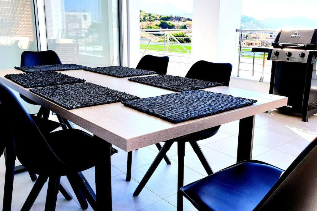 Luxurious Flat With Sea View & Private Ligaria (Crete)