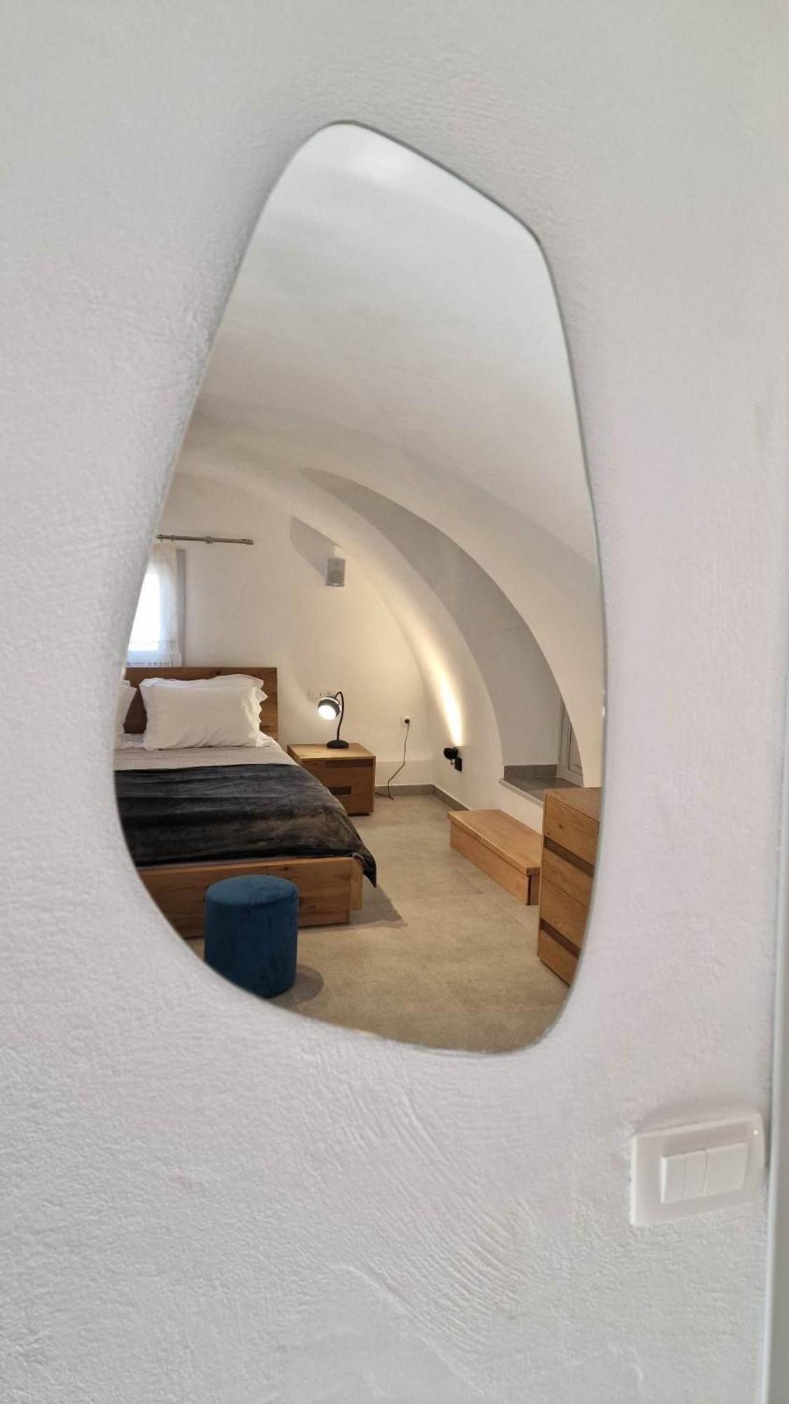 Grey Dome Santorini Emporio (Santorini)