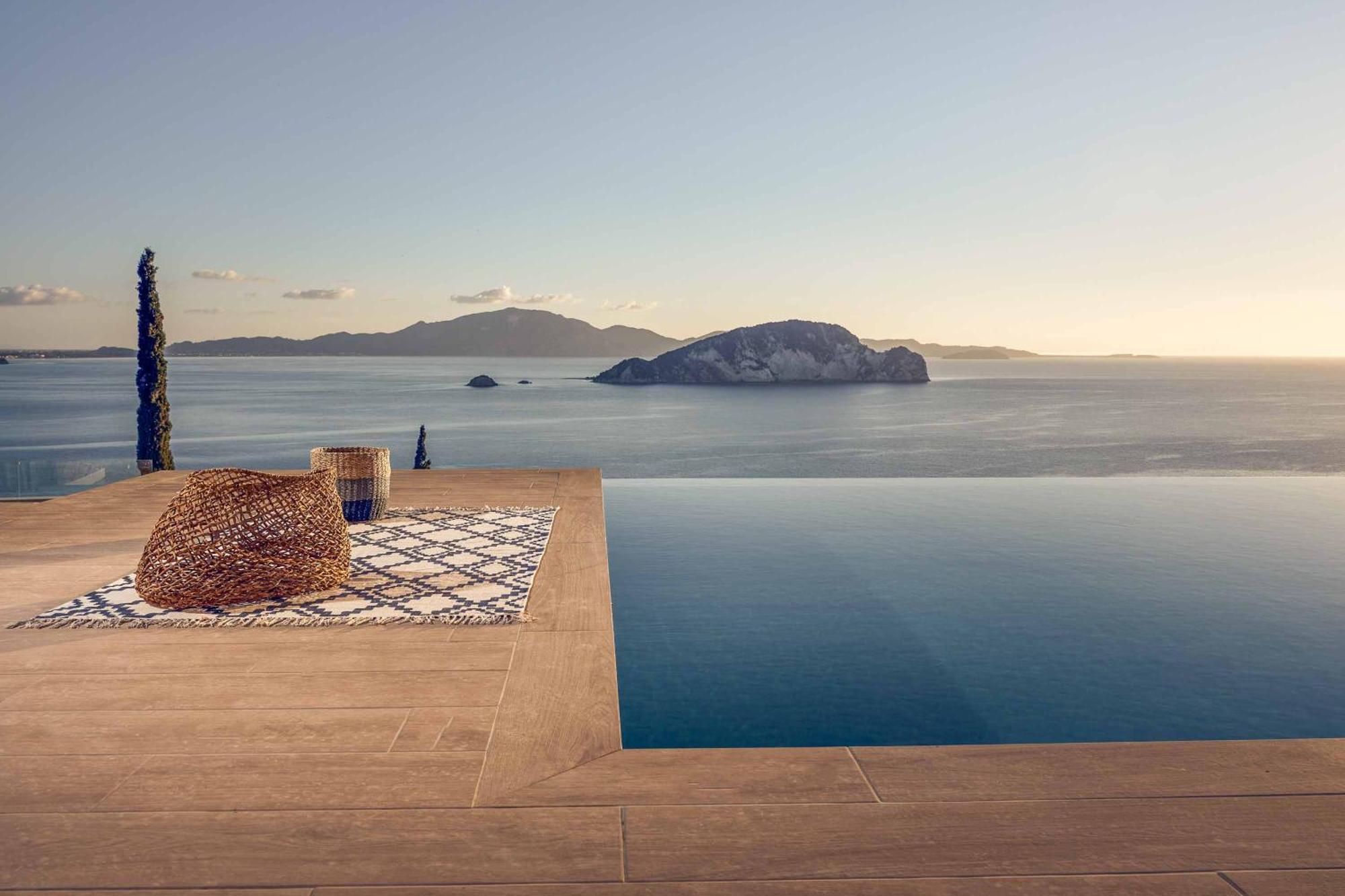 Alkyonides Feather Villa