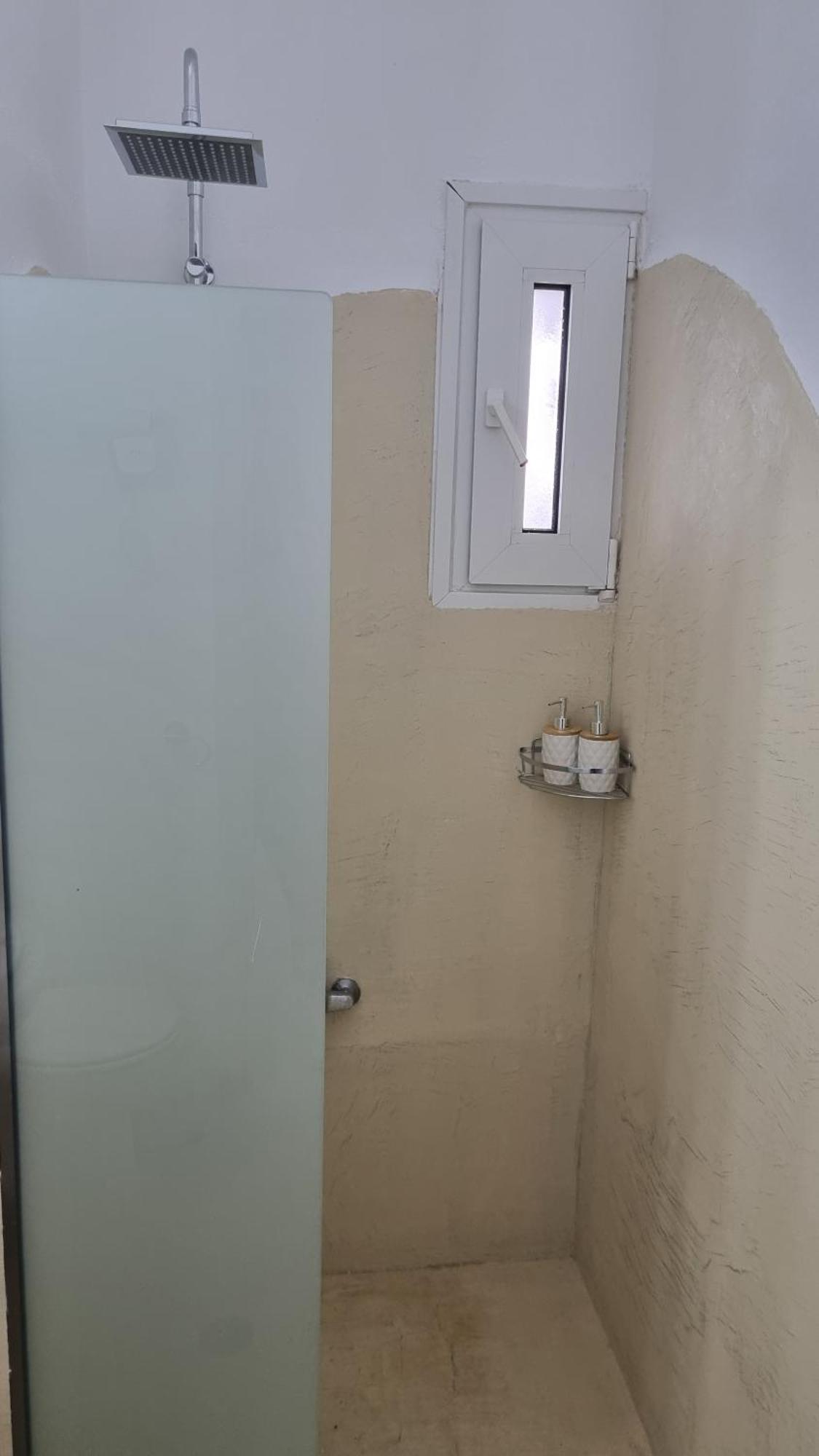 Arocaria In With Garden , Mountain And Sea View Apartment