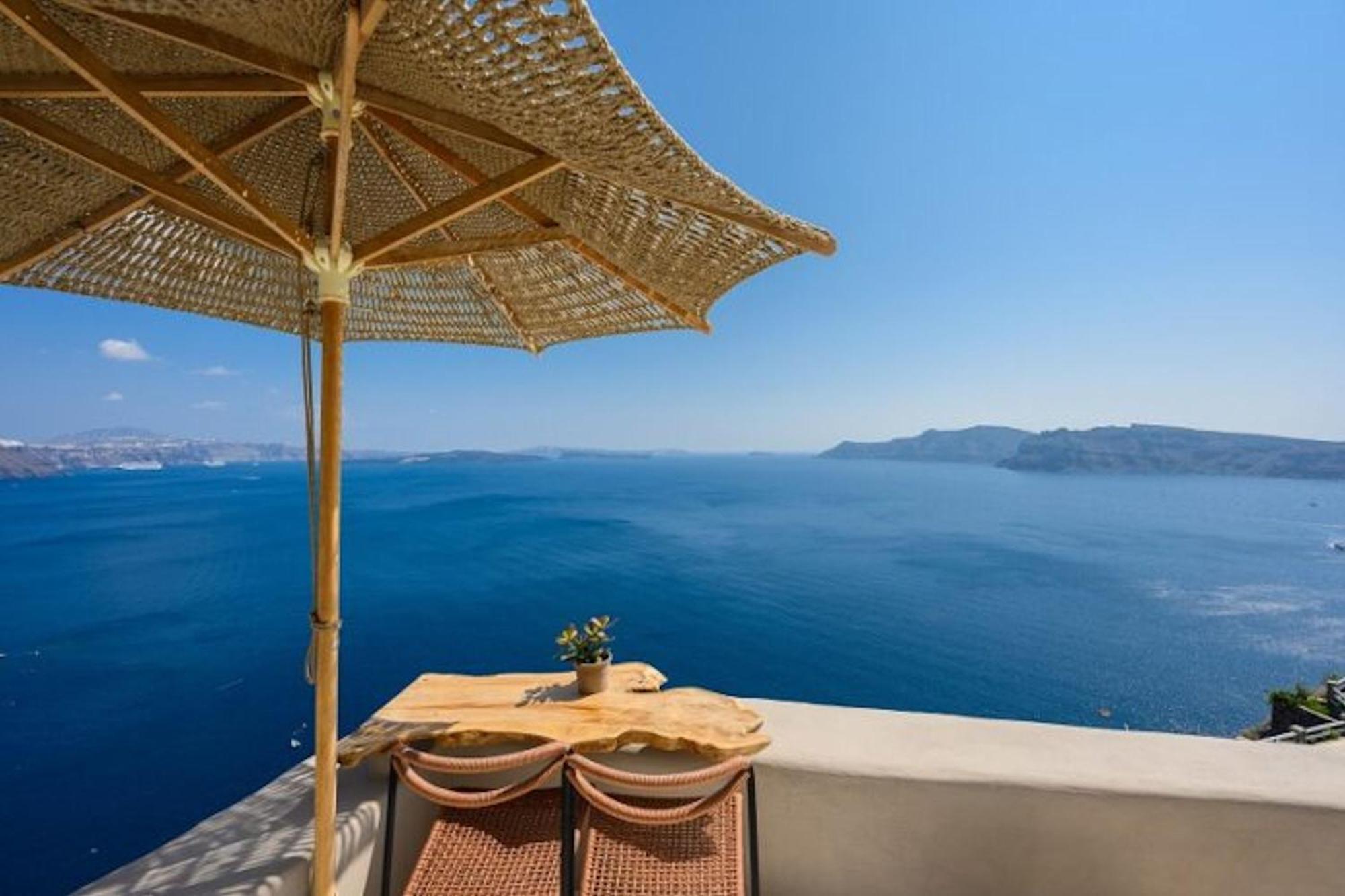 Beautiful Santorini Villa 1 Bedroom Villa Blissful Retreat Breathtaking Caldera Sea Views Outdoor Hot Tub Oia * Oia (Santorini)