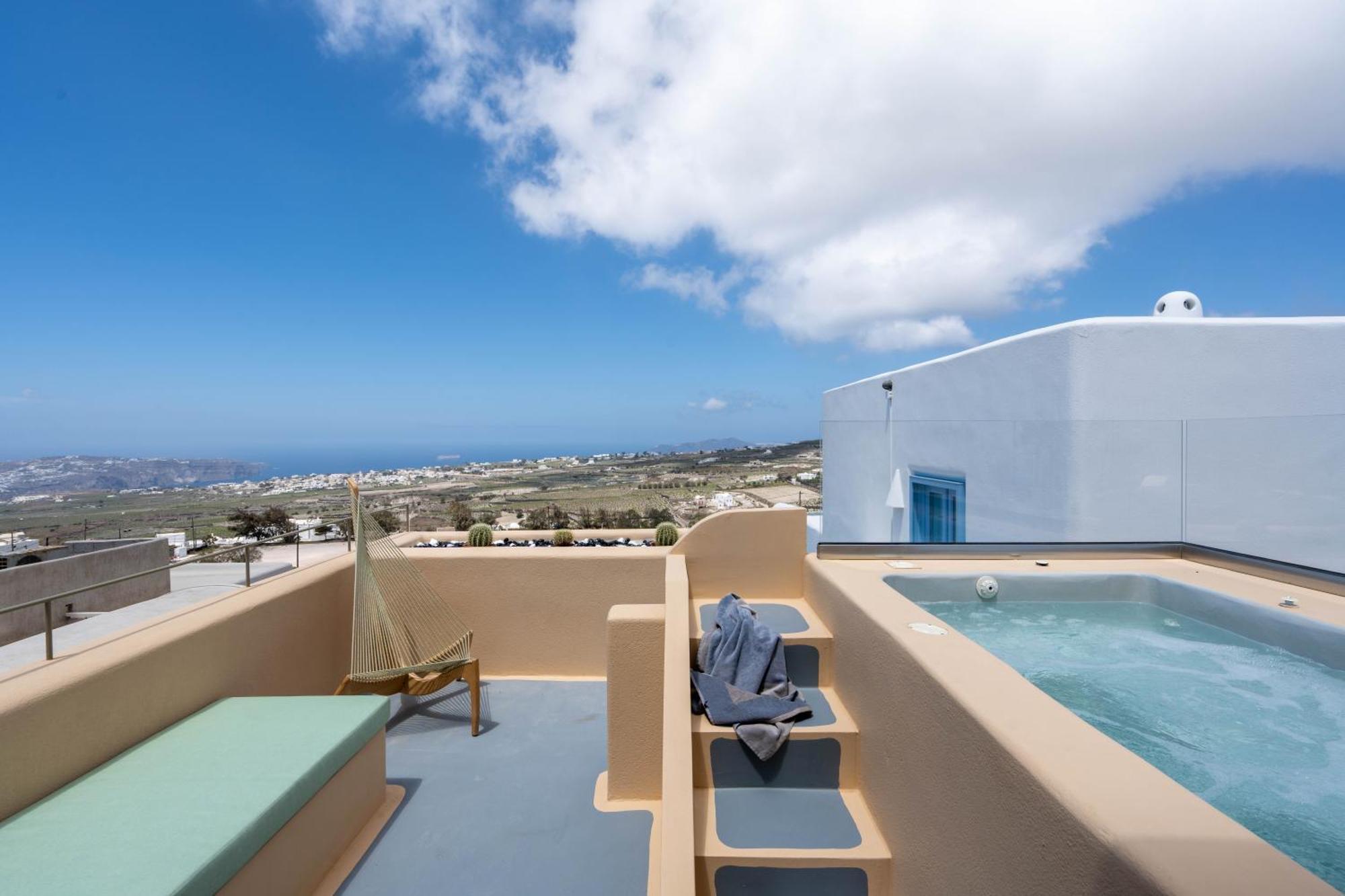 Aparthotel Santorini Hillside & Pyrgos Kallistis