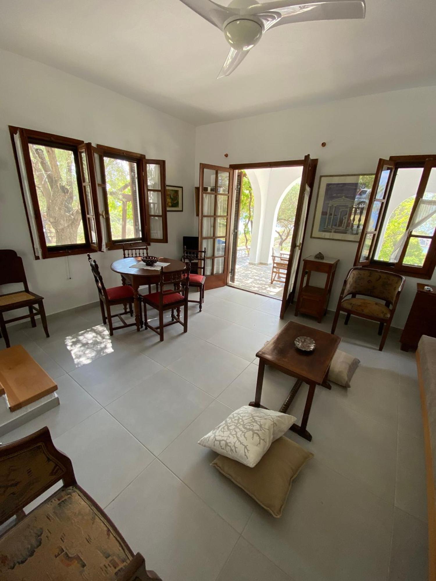 Apartment Aspro Spiti 1 Ormos Panagias