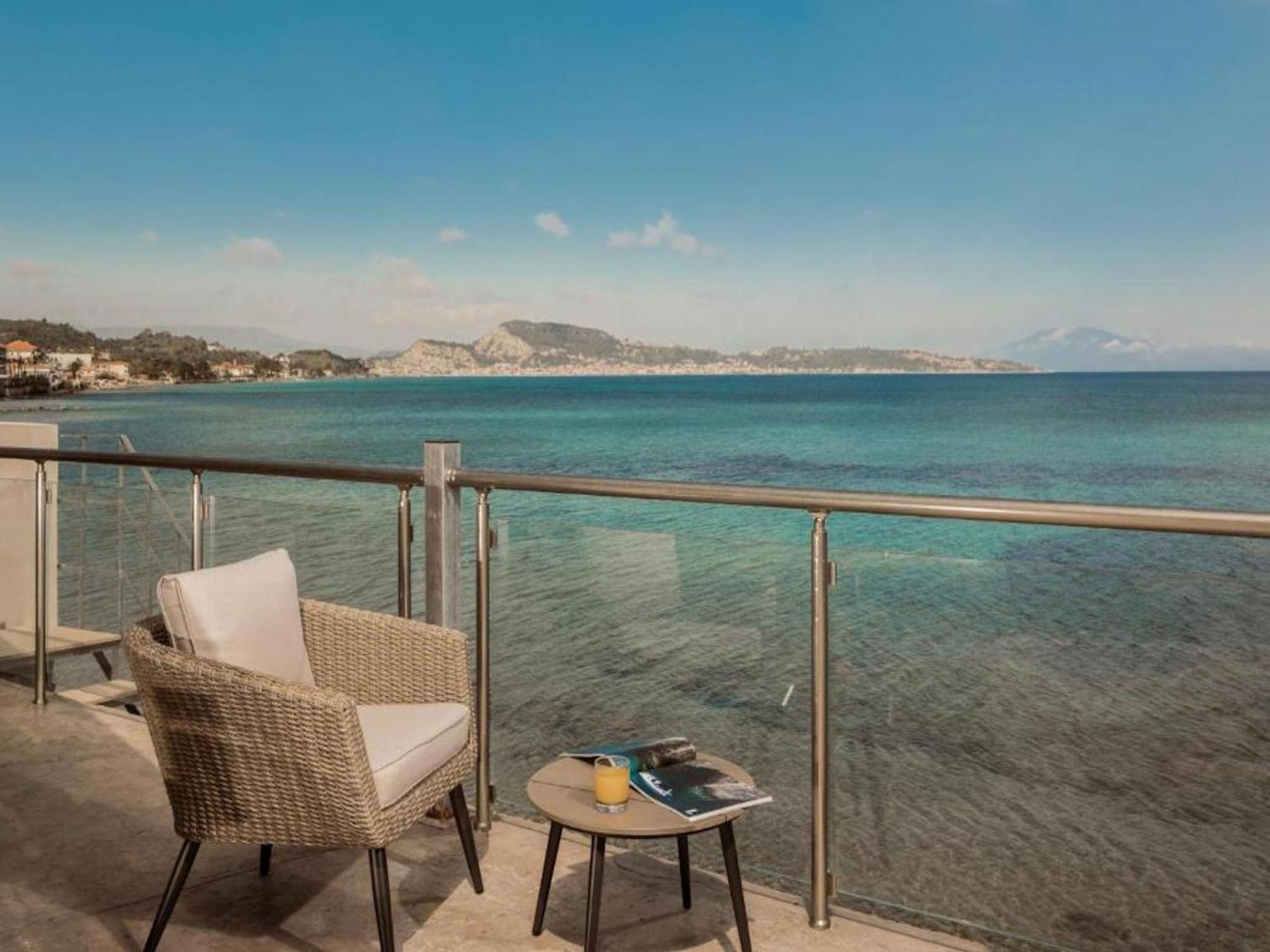 Villa Beach-front Zakynthos - Bleu - 3 Bedrooms | Stunning Panoramic Sea Views - Modern Furnishings *
