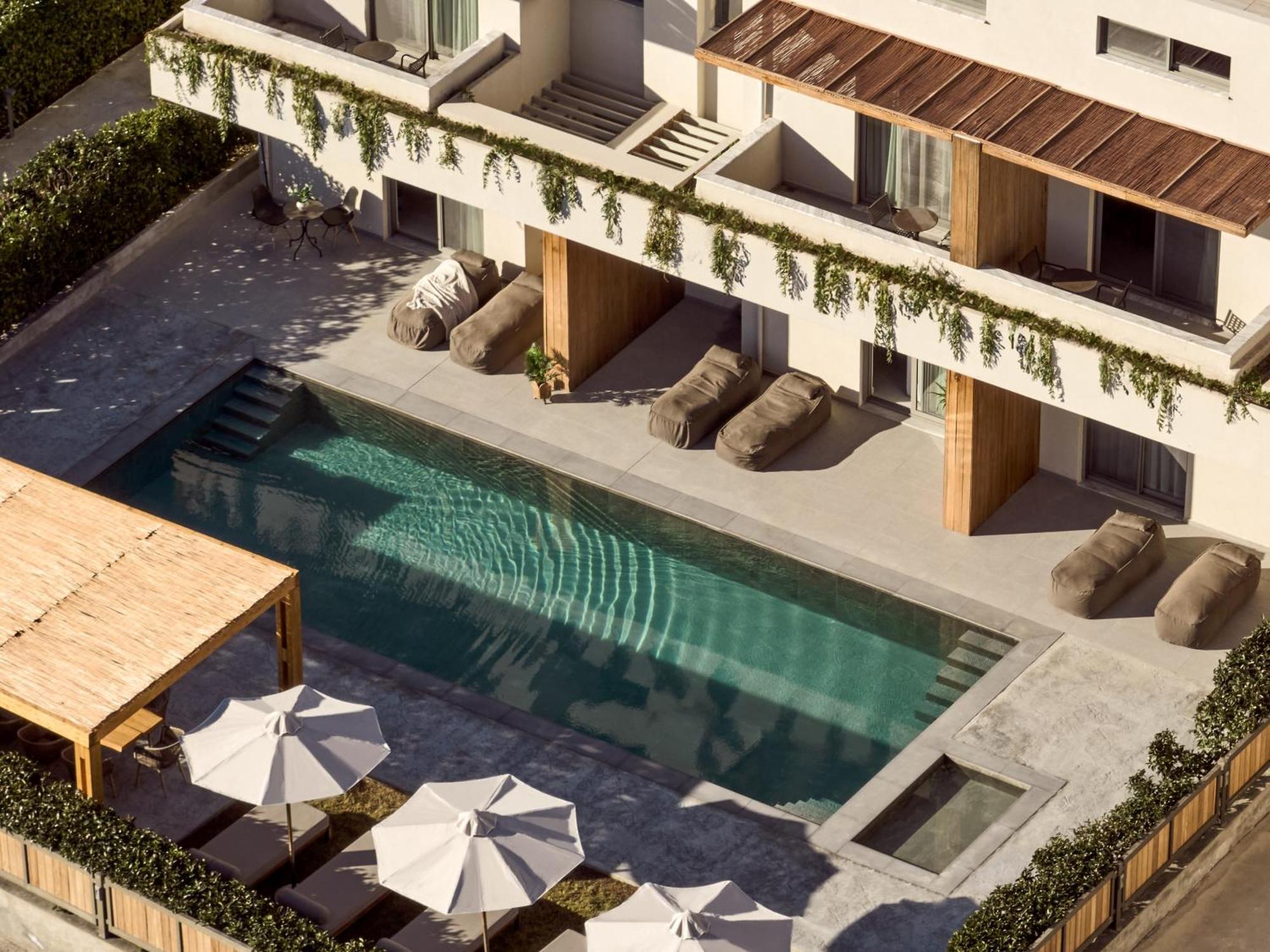 Ola Exclusive Residence, With Pool & Access, By Thinkvilla Villa