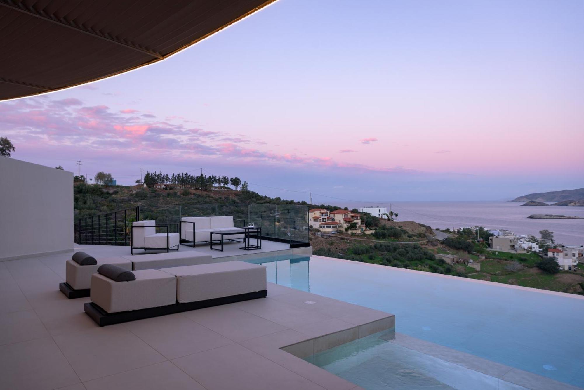 Cueva Villas, With Pool, Seaviews & Close To Sea, By Thinkvilla *