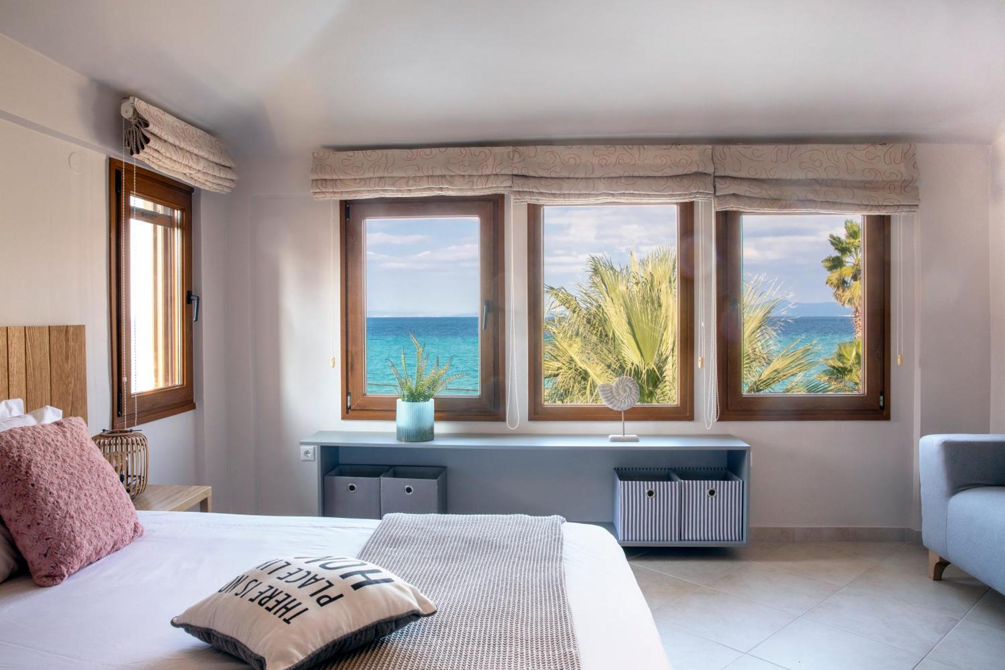Villa Exceptional Beachfront Blue Cocoon Pefkochori