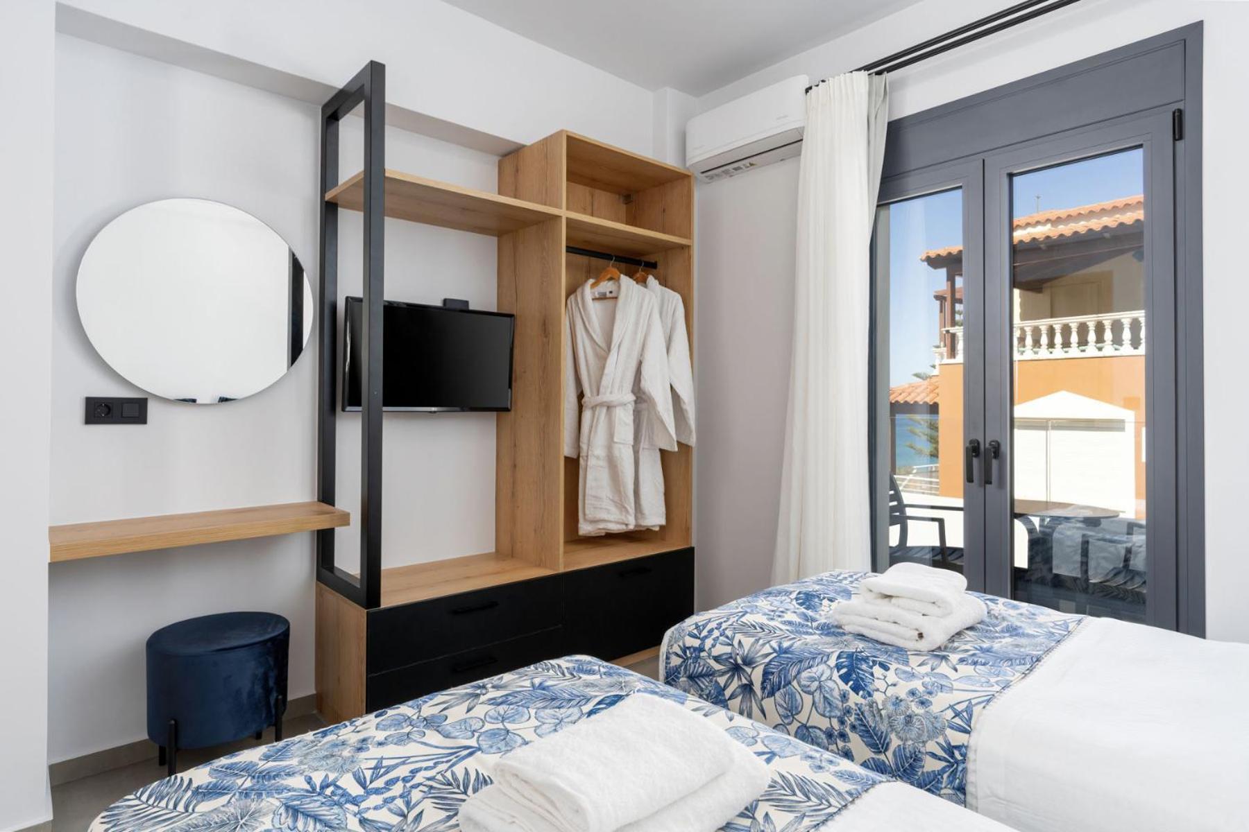 Aelia - With Private Heated Pool Villa Pigi (Crete)