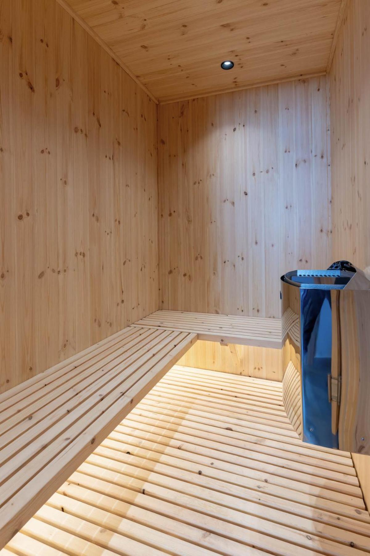 Villa Etoile - With Heated Pool And Sauna *