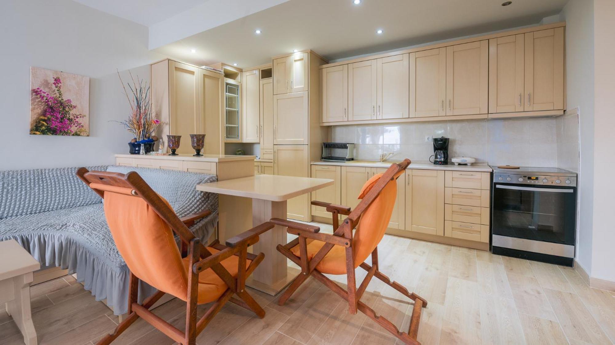 Holiday home Serenity Front Maisonette, *