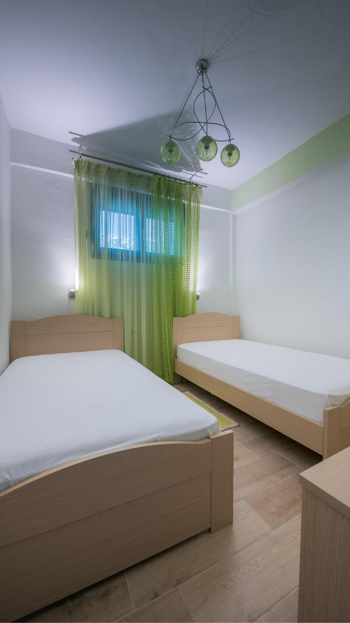 Serenity Front Maisonette, *