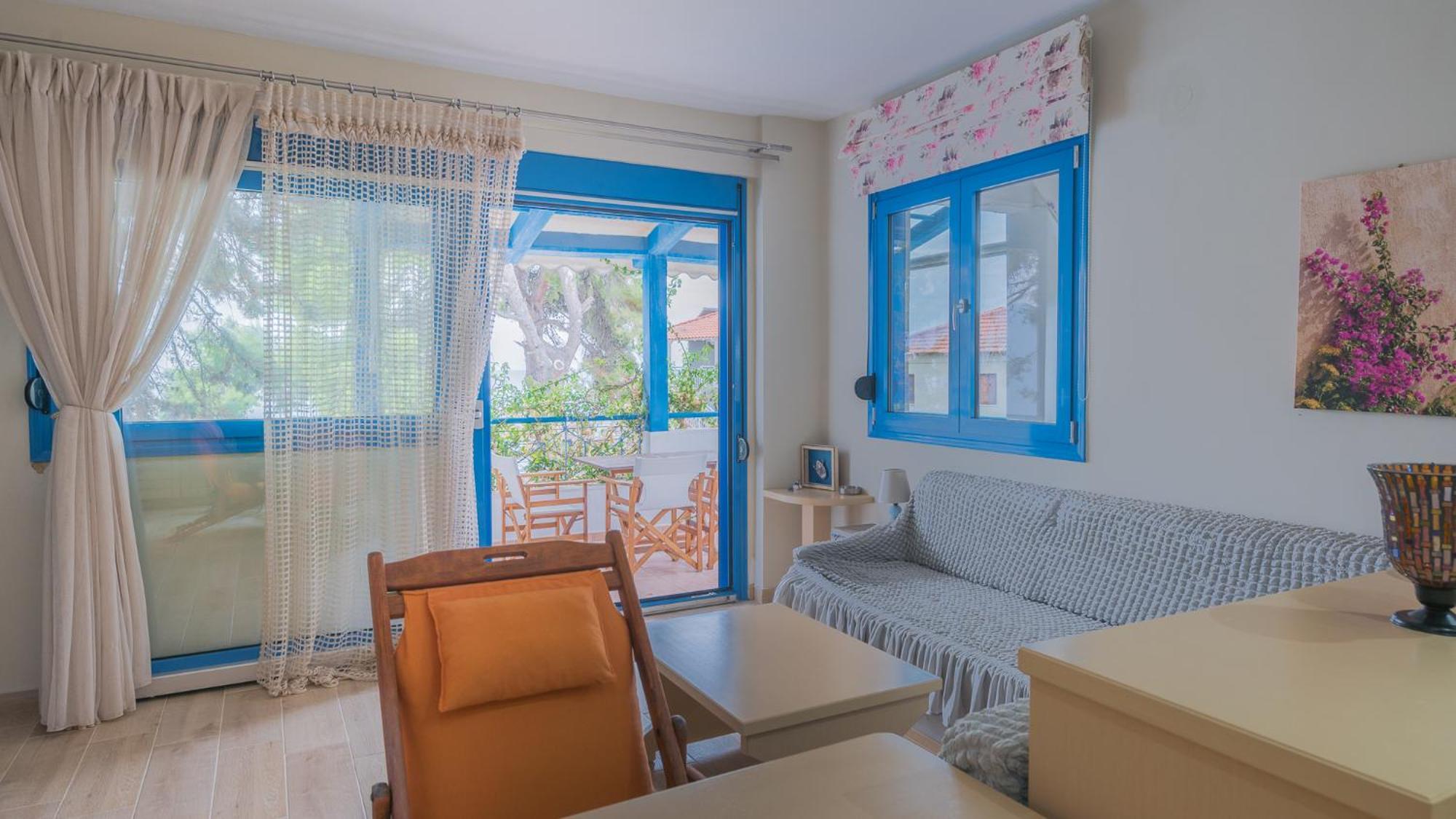 Serenity Front Maisonette, * Mola Kalyva