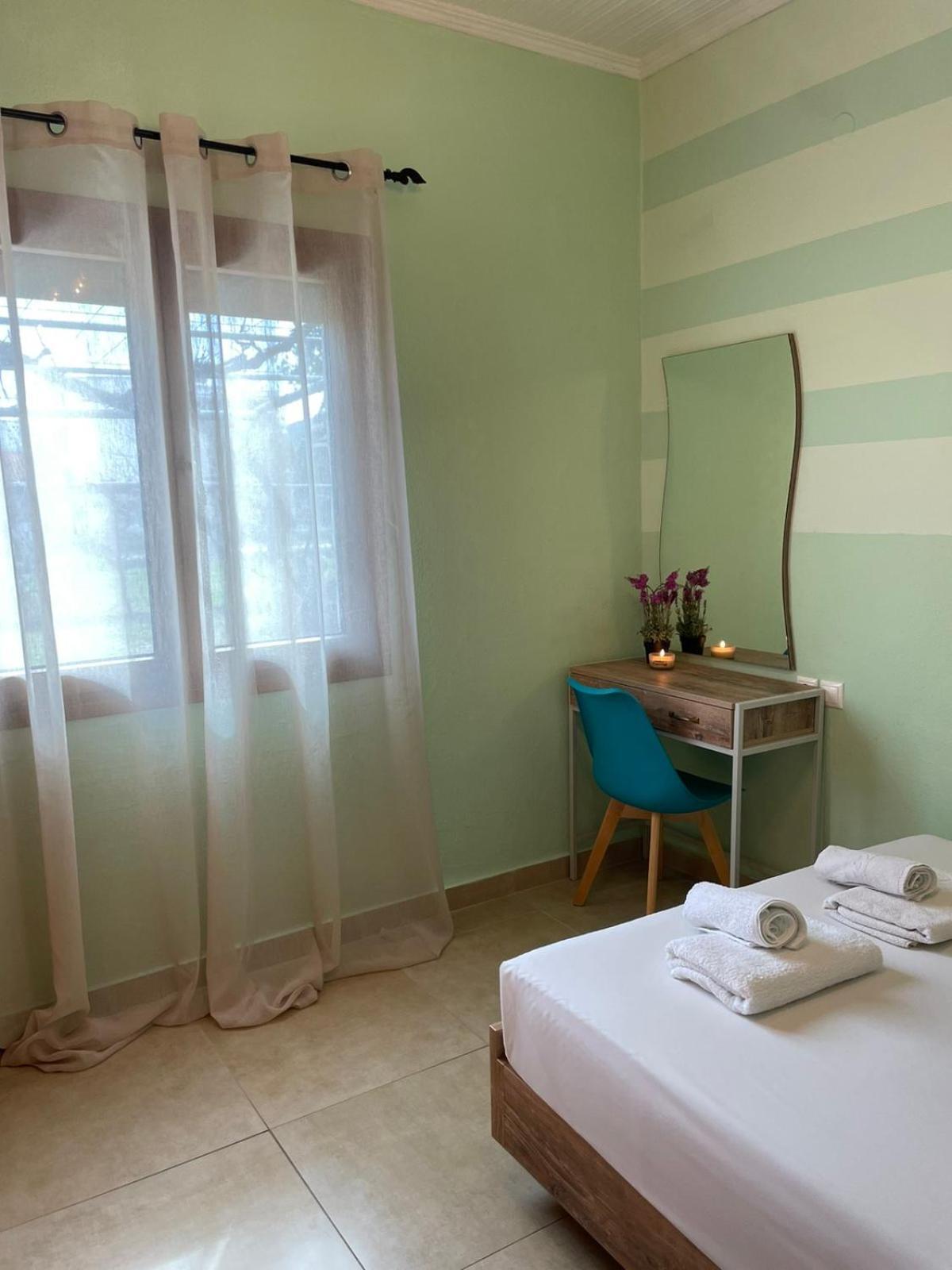 Nina Holidays Holiday home Paralia Sikias