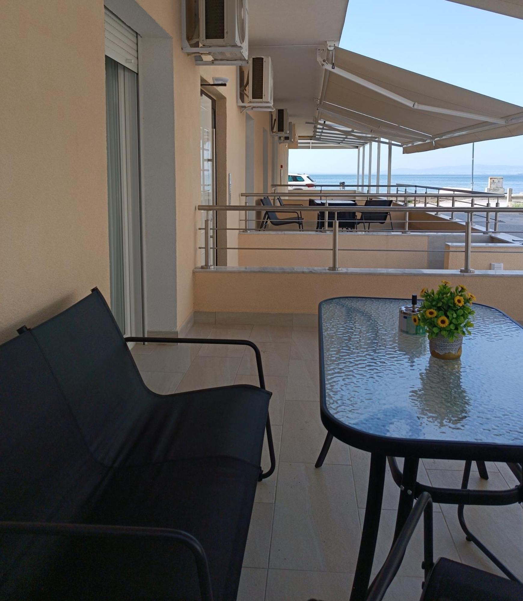 Aparthotel Navarino Luxe *