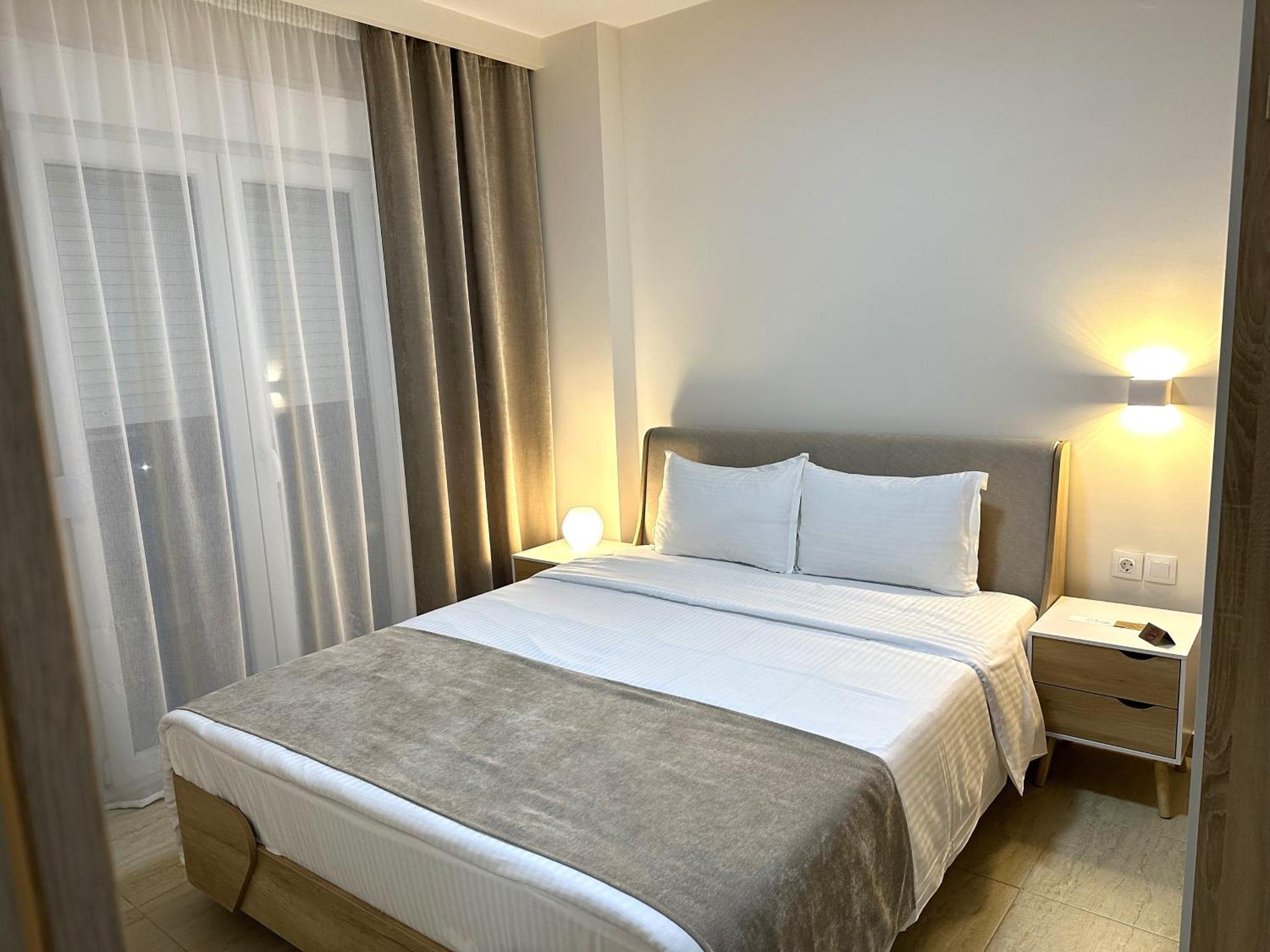 Aparthotel Navarino Luxe