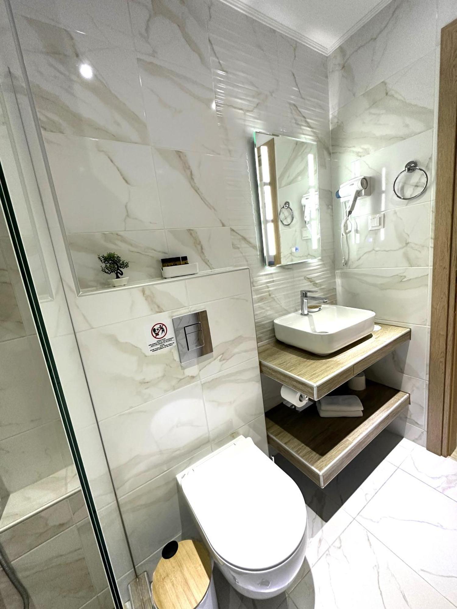 Aparthotel Navarino Luxe *