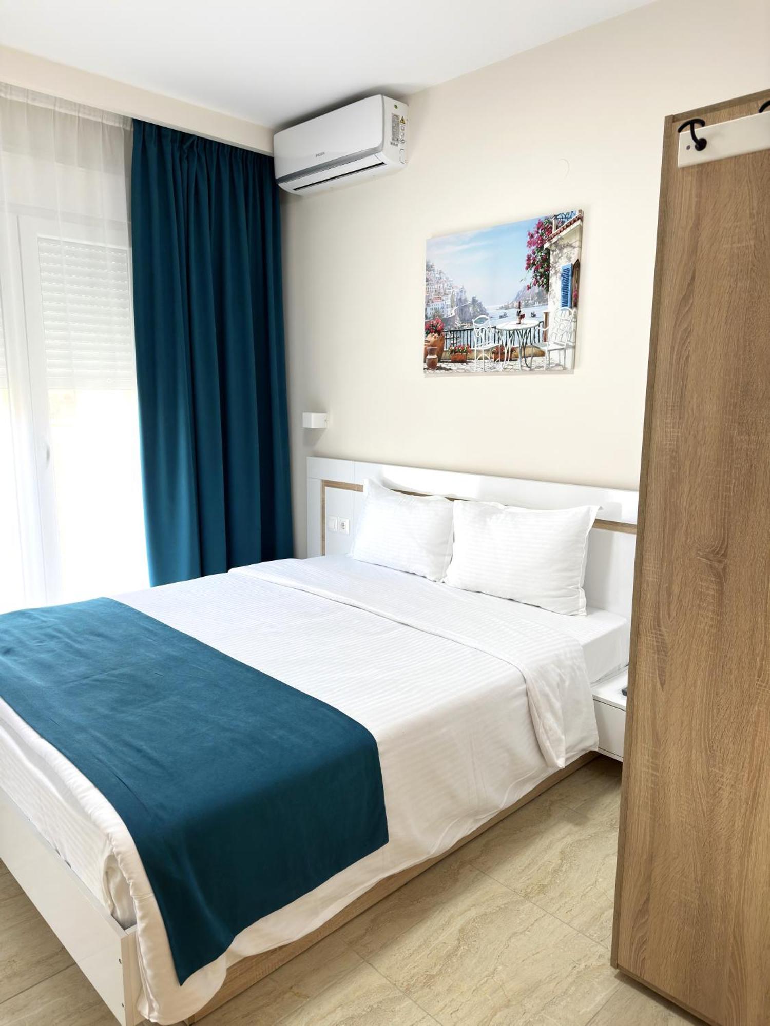 Navarino Luxe * Peraia (Thessaloniki)