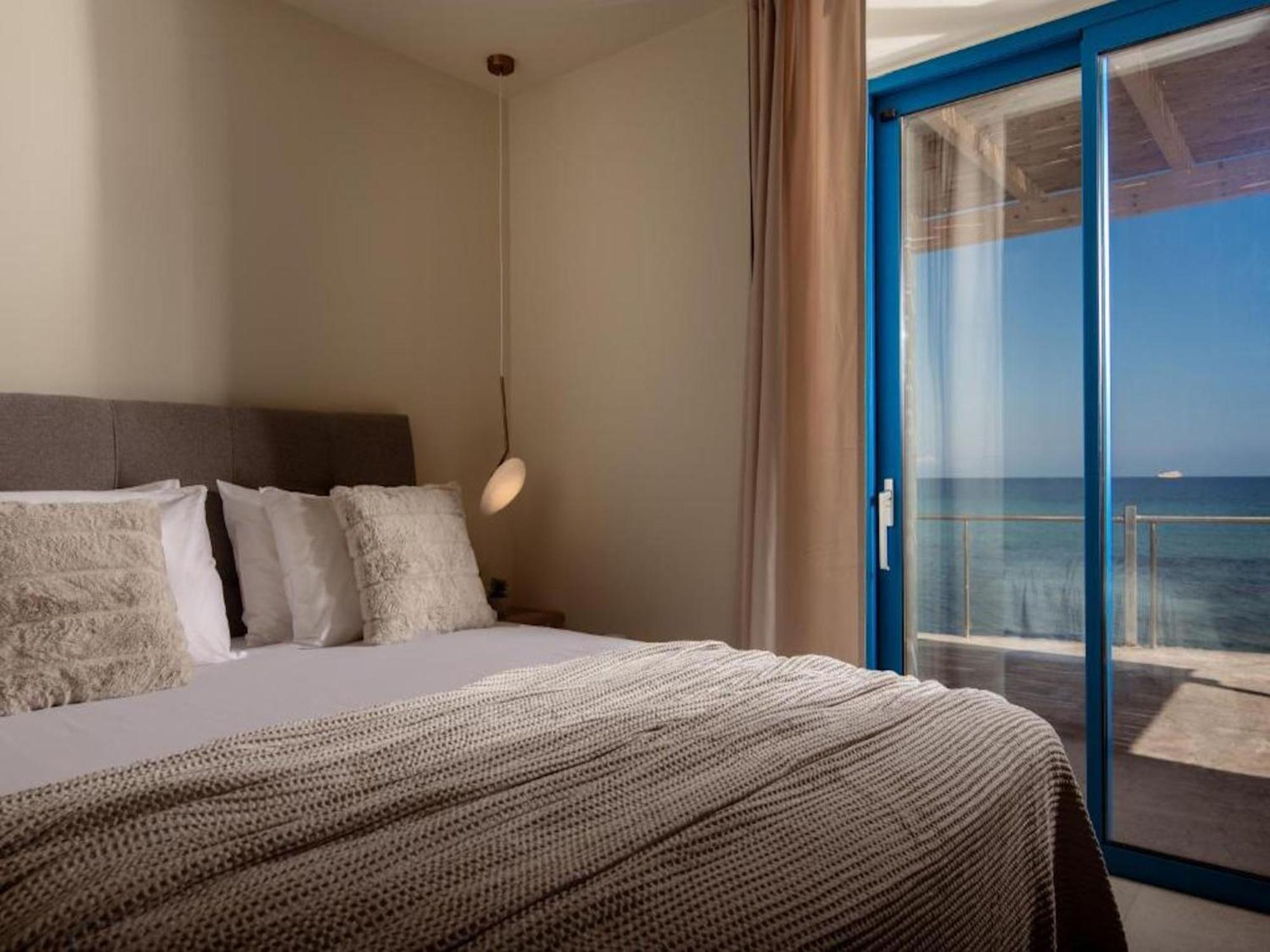 Beach-front Zakynthos - Bleu - 3 Bedrooms | Stunning Panoramic Sea Views - Modern Furnishings Villa *
