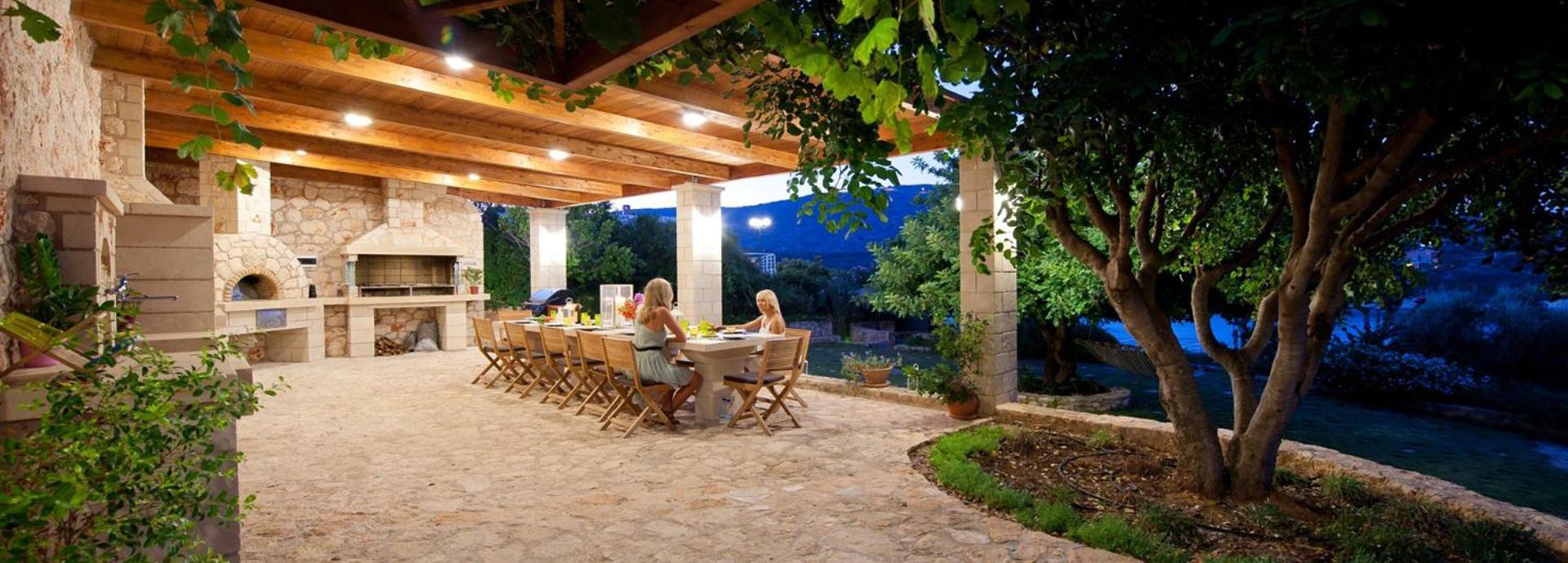 Villa Daphne By The Sea Chania (Crete)