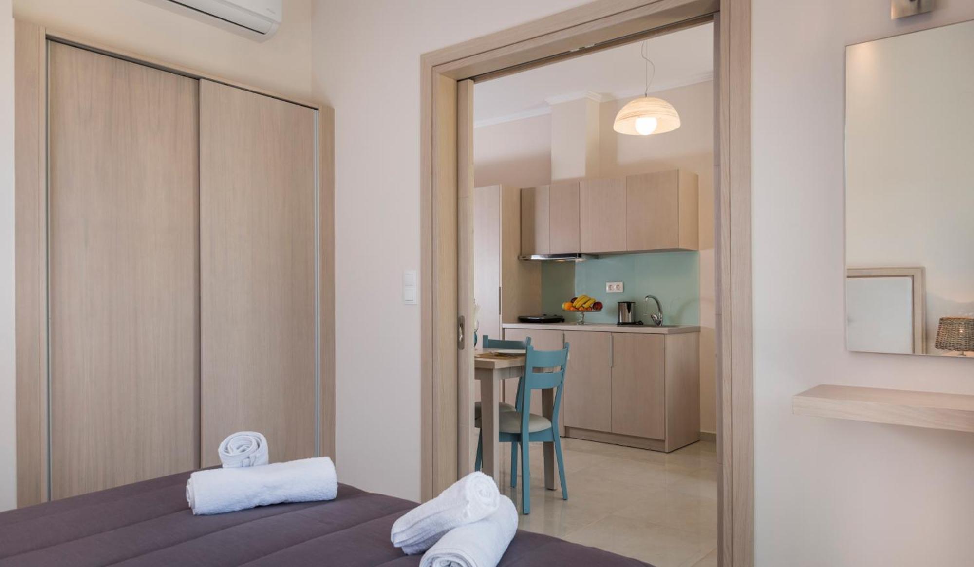 Mear Luxury Homes - Cretan Sunny Gems Apartment Kountoura Selino