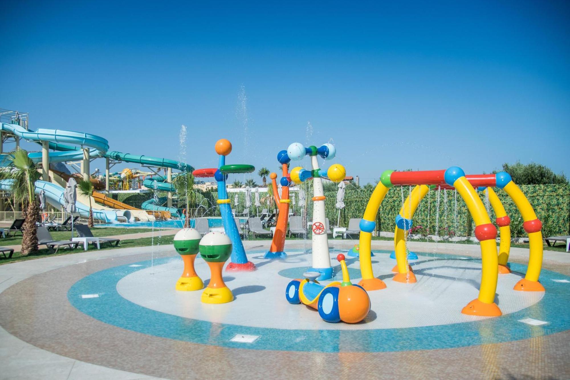 Senseana Sea Side & Aquadventure 5* Analipsi (Crete)