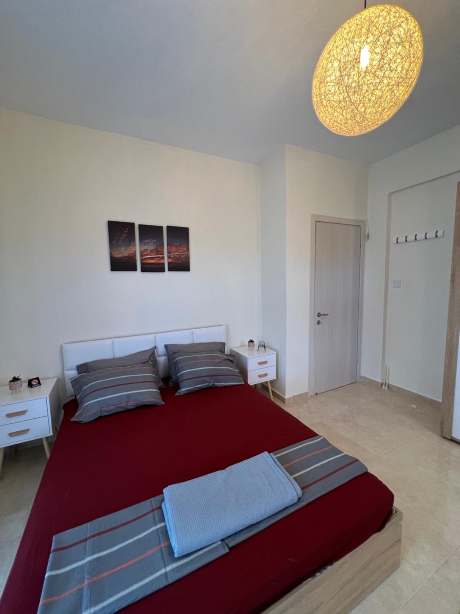 Heraklia Sea View Jacuzzi Villa