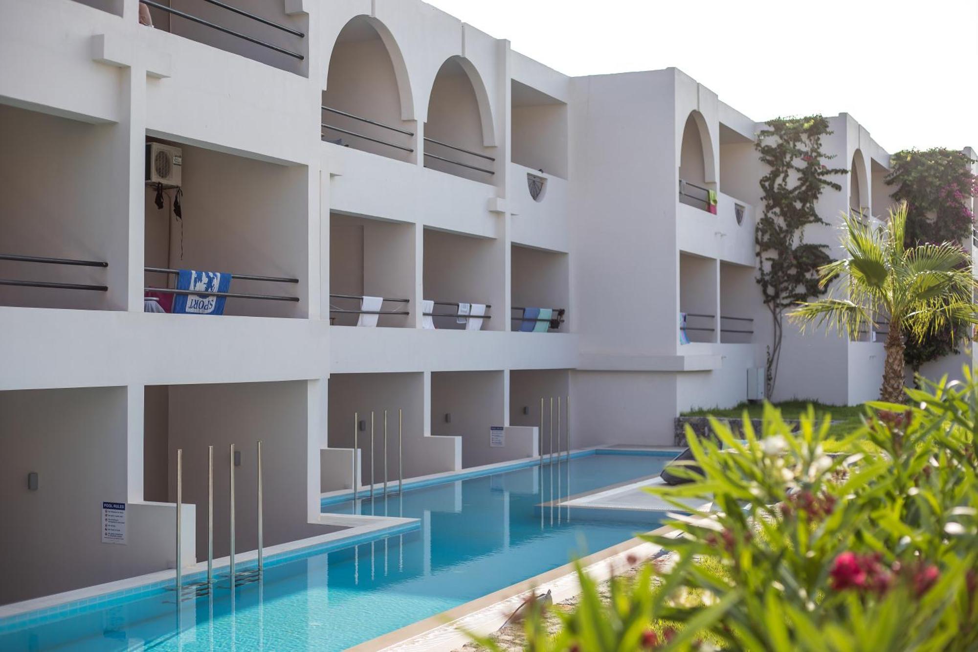 Resort Bay 3*