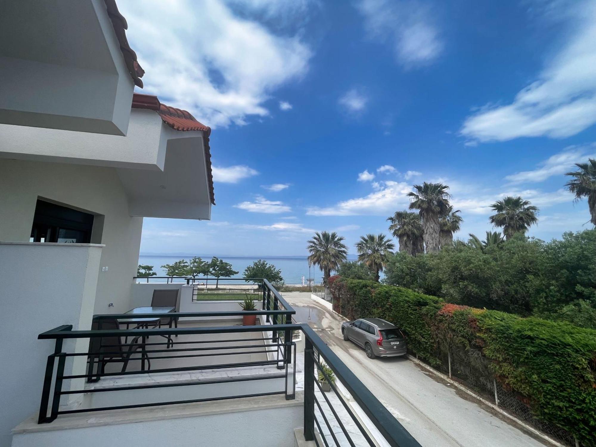 Holiday home Paradise Overlook - Beachfront Pefkochori