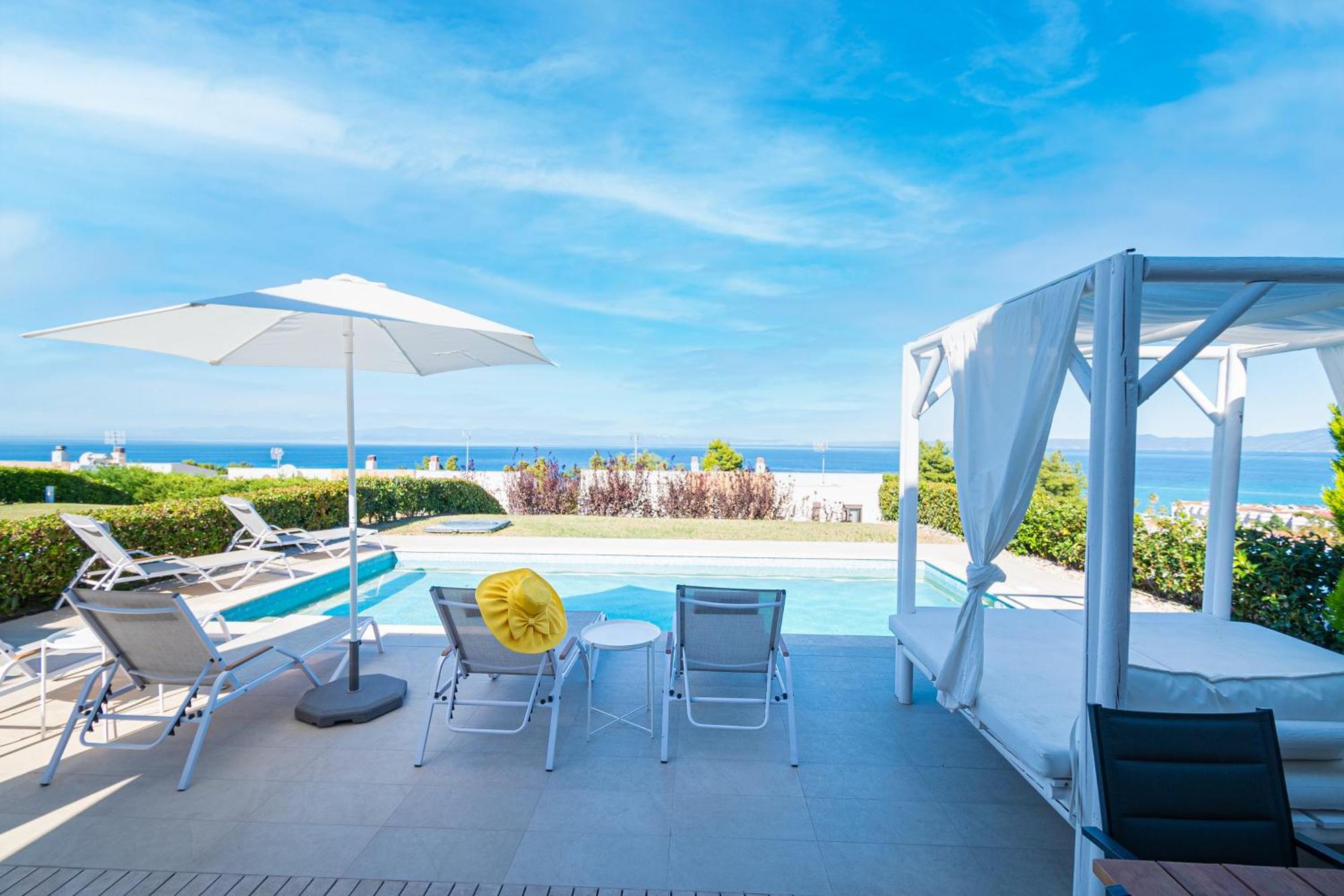 Bellevue With Private Pool Villa Hanioti