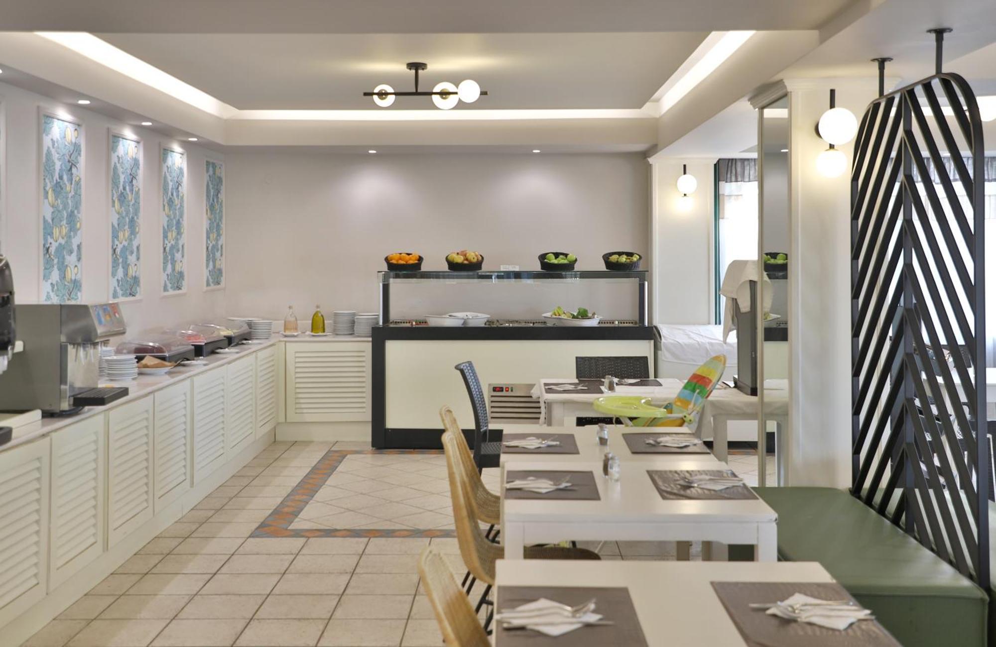 Anastasia Hotel