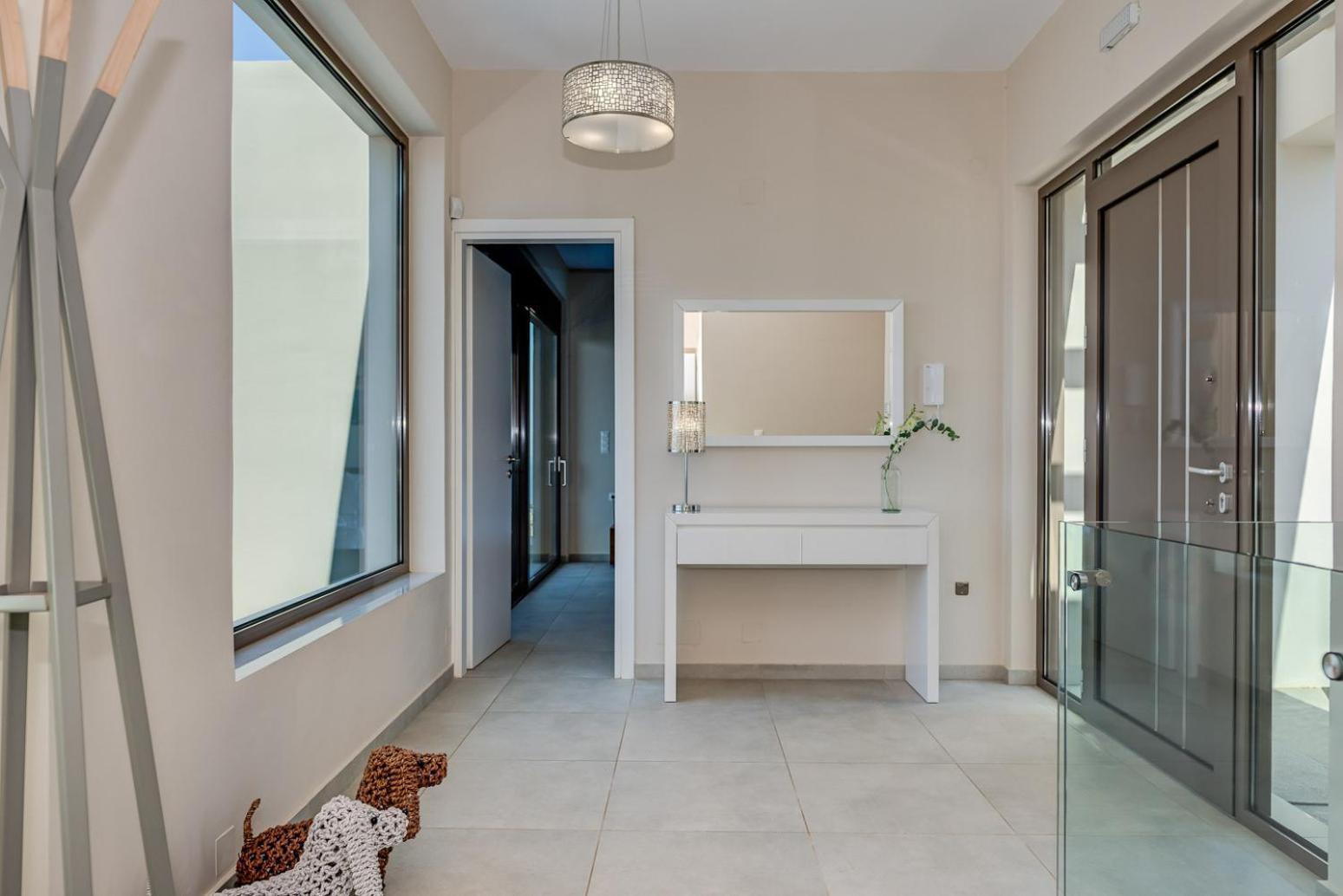 Luxurious Akri - With Private Heated Pool Villa Almyrida (Crete)