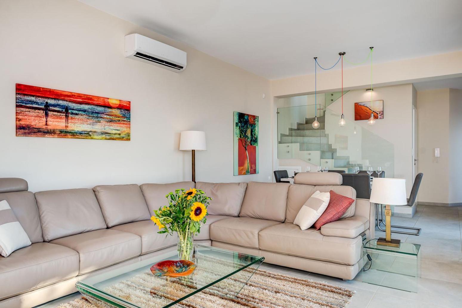Luxurious Akri - With Private Heated Pool Villa *
