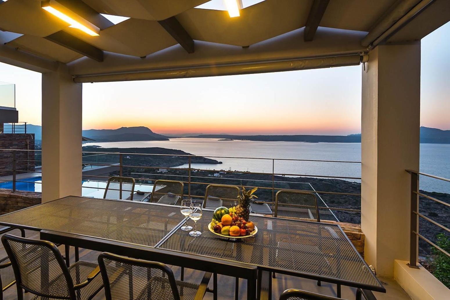 Villa Luxurious Akri - With Private Heated Pool Almyrida (Crete)